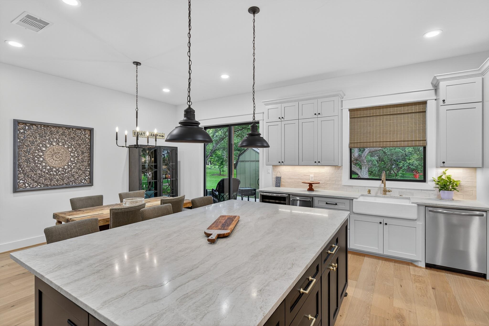 2001 Granite Cv., Kingsland, TX 78639