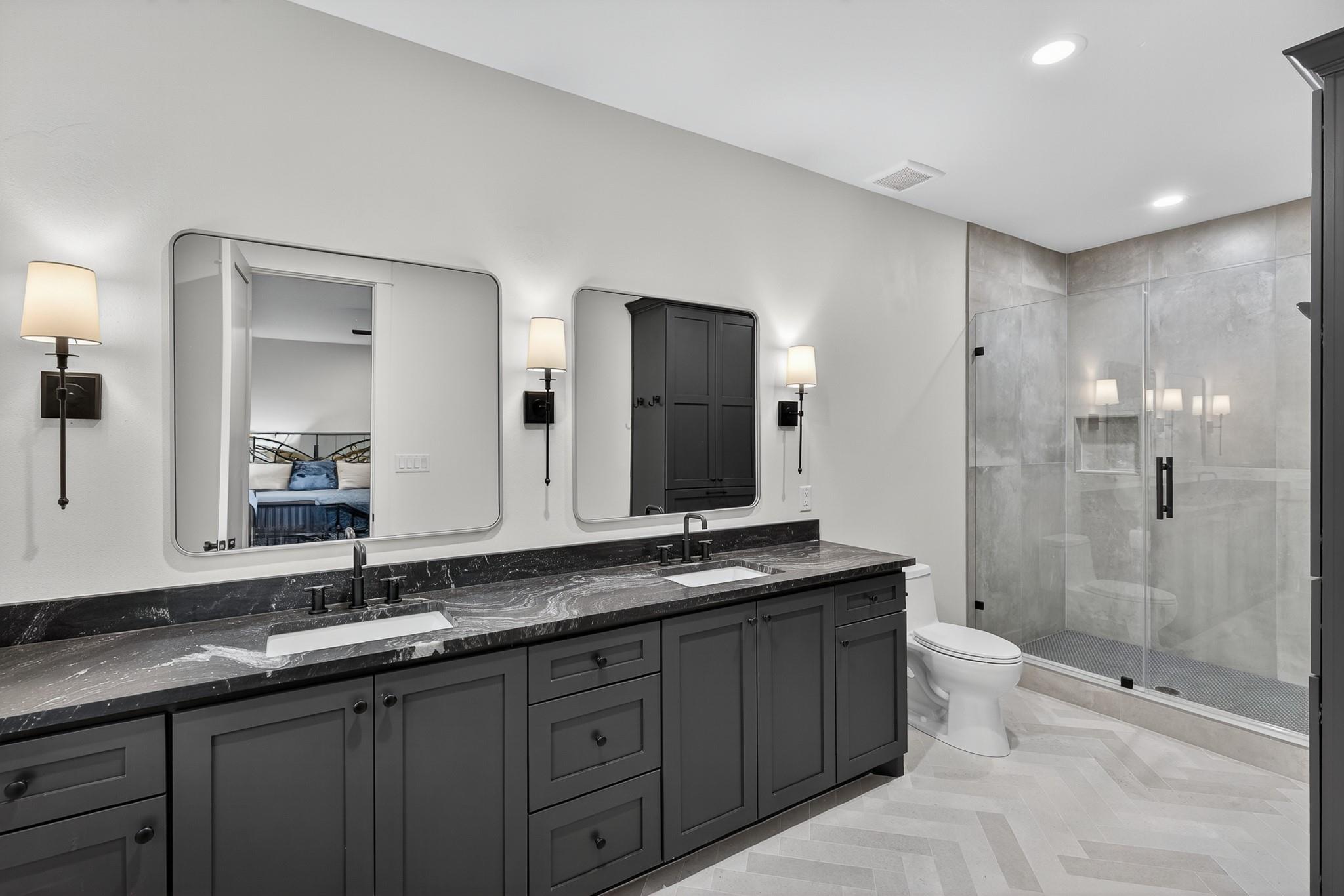 2001 Granite Cv., Kingsland, TX 78639