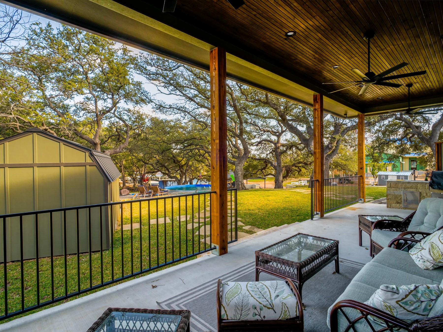 2001 Granite Cv., Kingsland, TX 78639