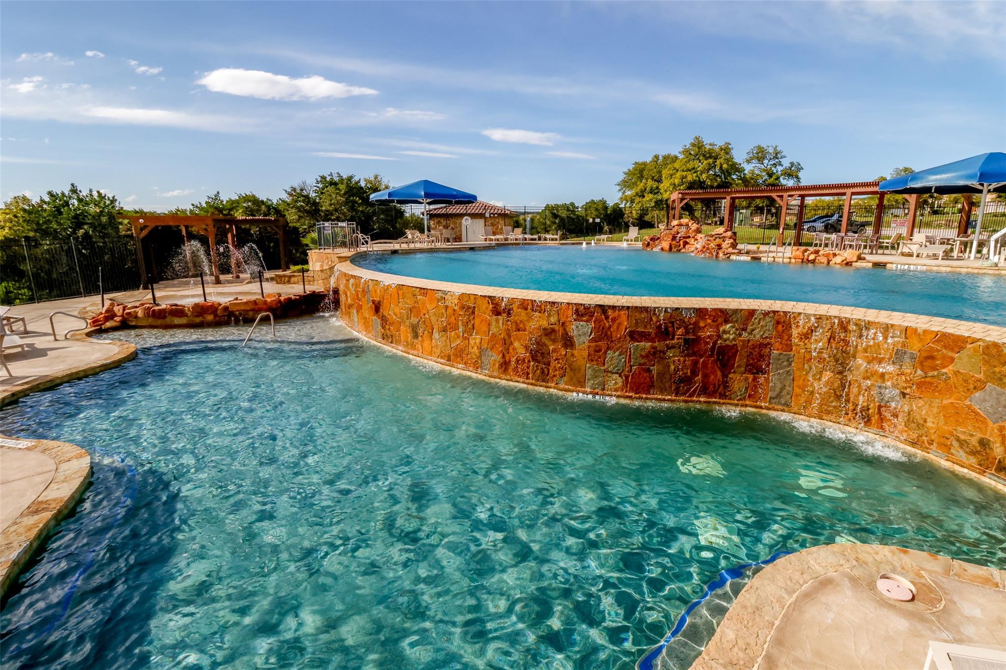 7608 Tessera Pkwy, Lago Vista, TX 78645