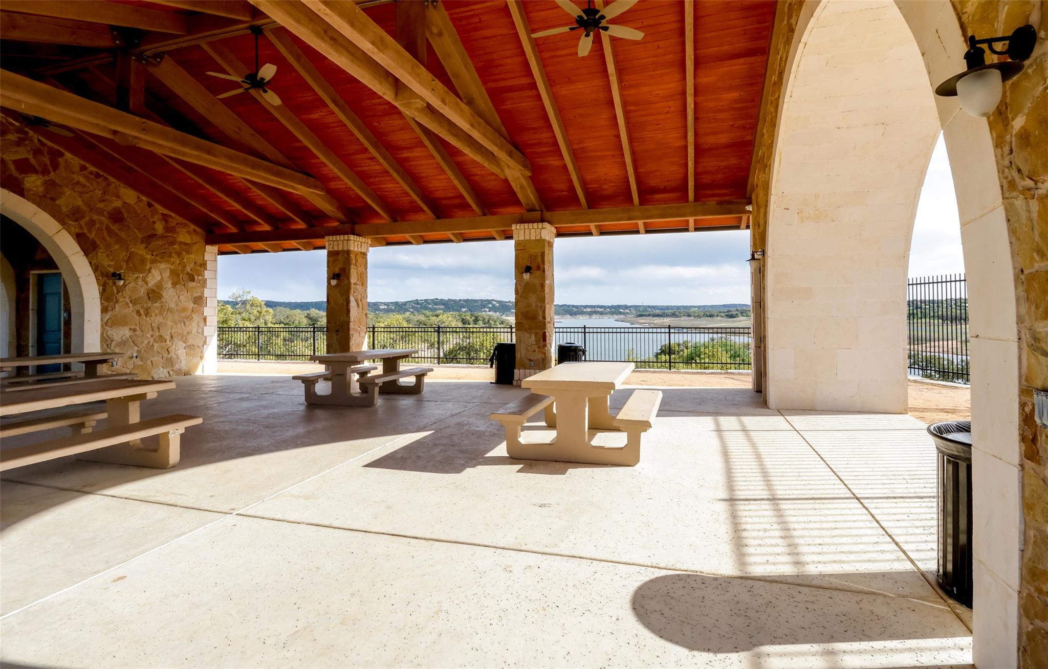 7608 Tessera Pkwy, Lago Vista, TX 78645