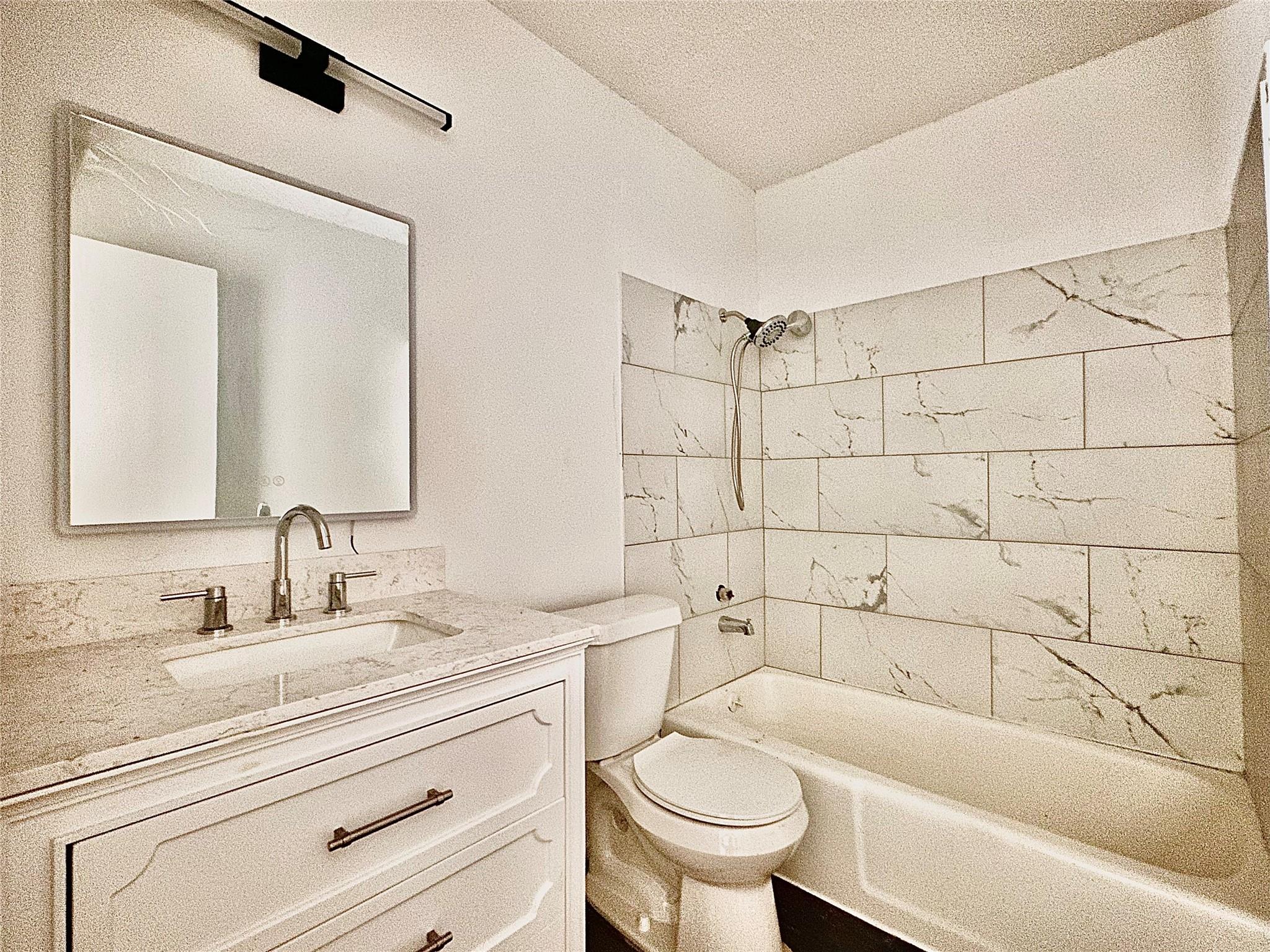 1908 Hearthstone Dr # 102, Austin, TX 78757