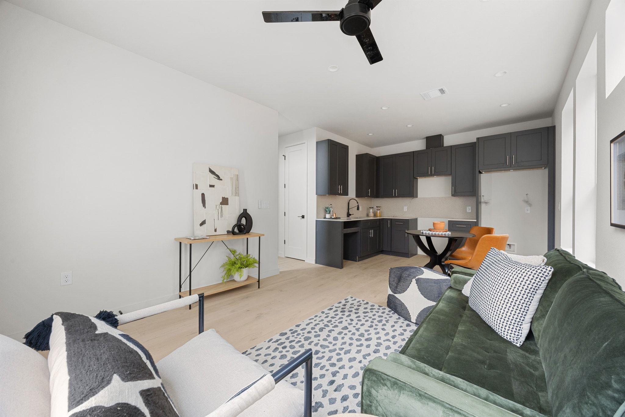 1709 Maple Ave # 2A, Austin, TX 78702