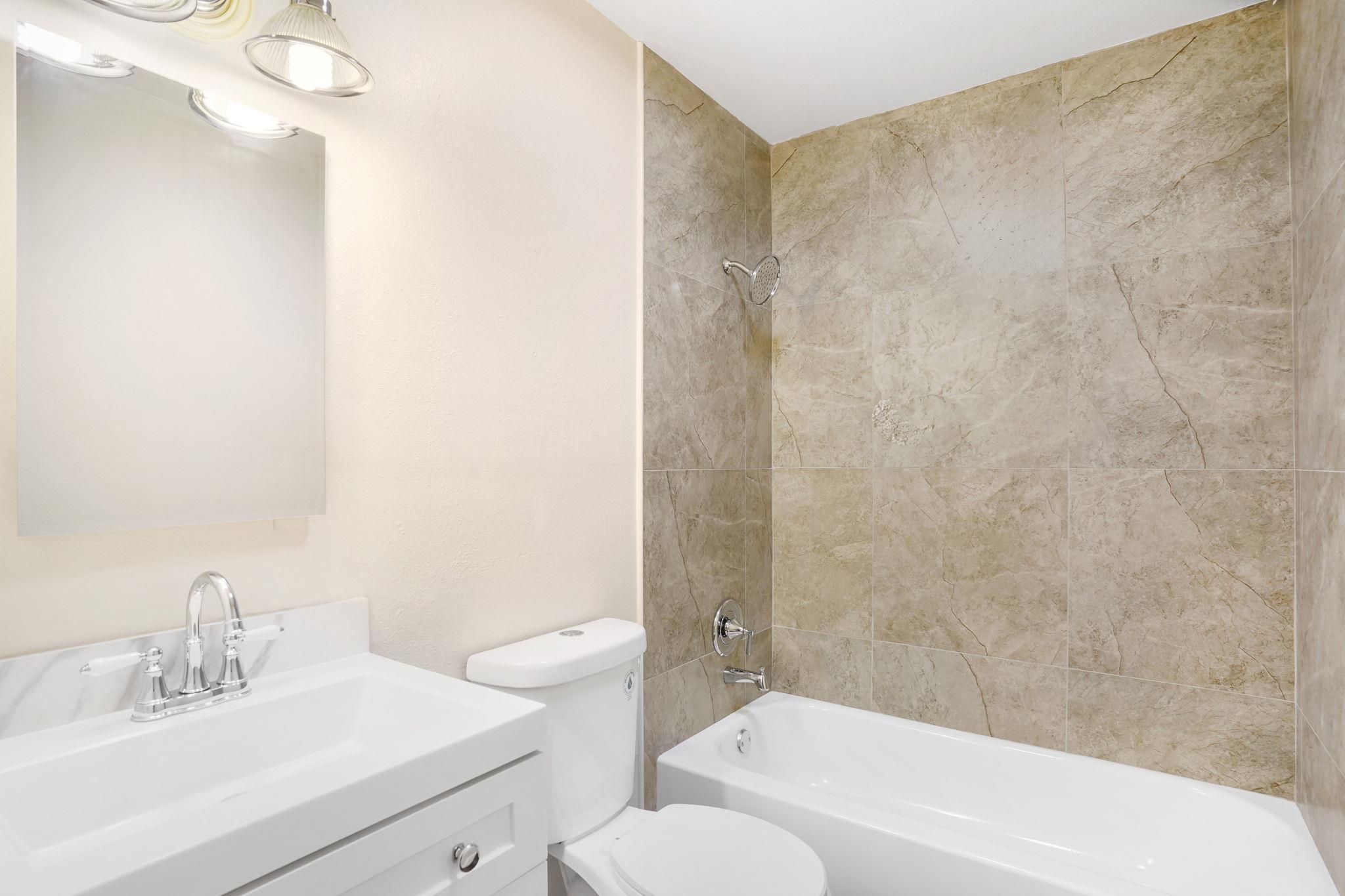 358 Lake Placid Dr, Seguin, TX 78155