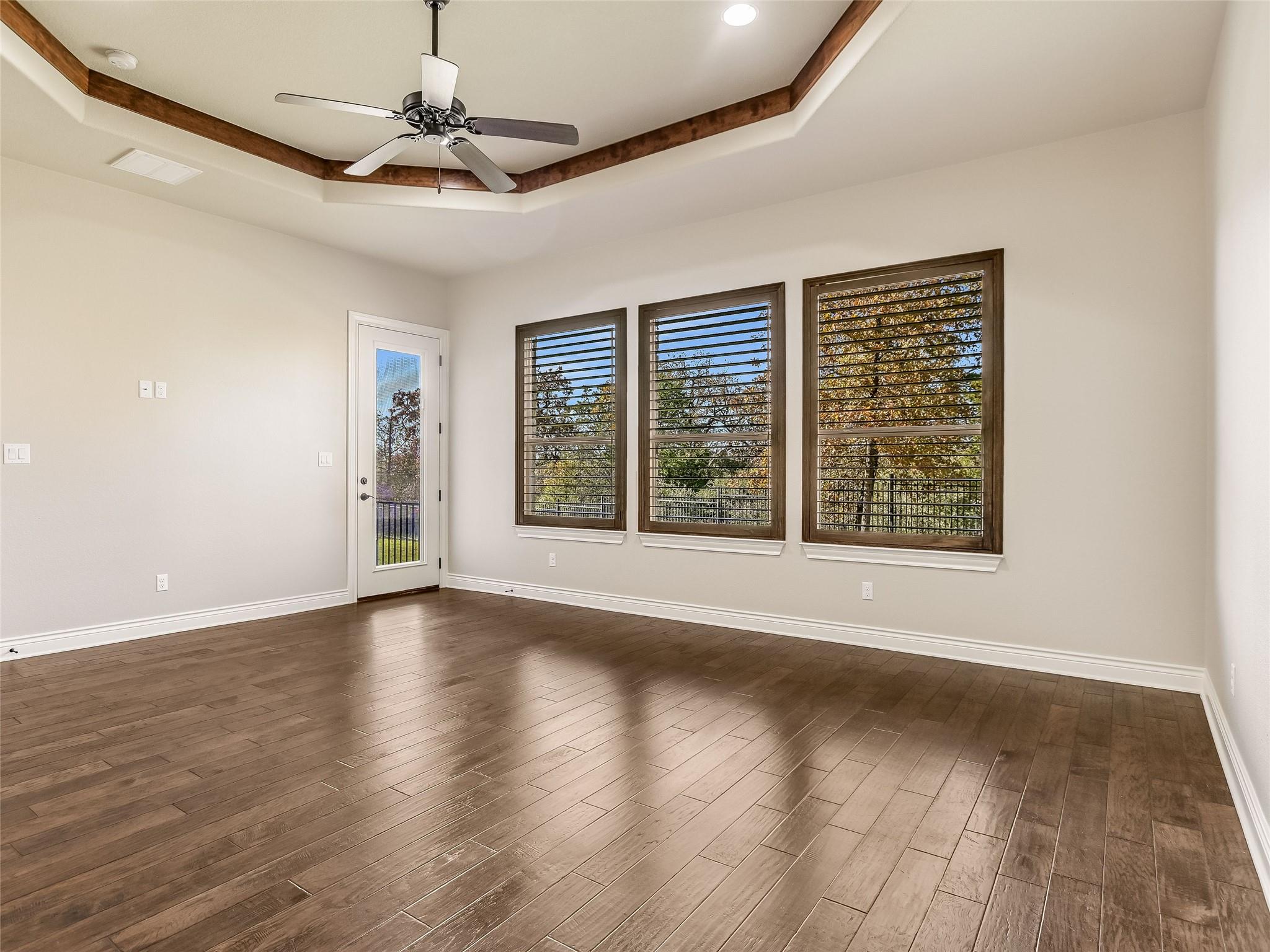 121 Wagon Gap Ct, Bastrop, TX 78602