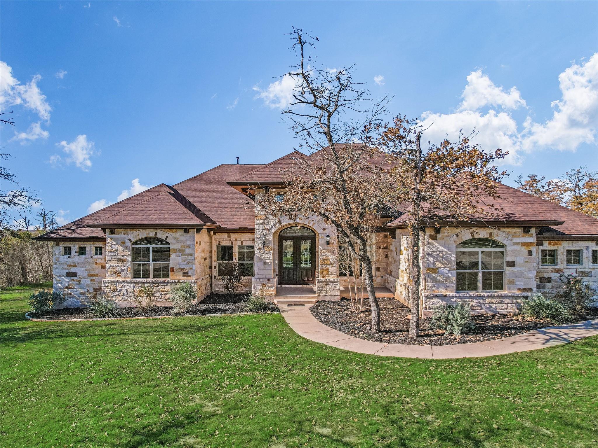 121 Wagon Gap Ct, Bastrop, TX 78602