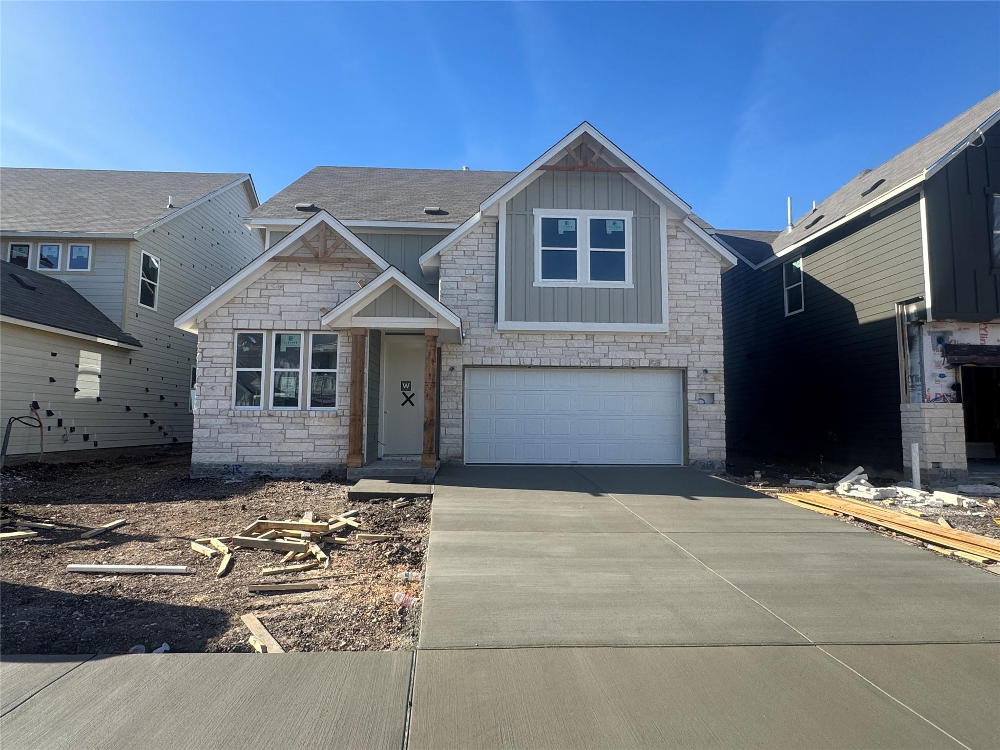 318 Willow Heights Dr, Hutto, TX 78634