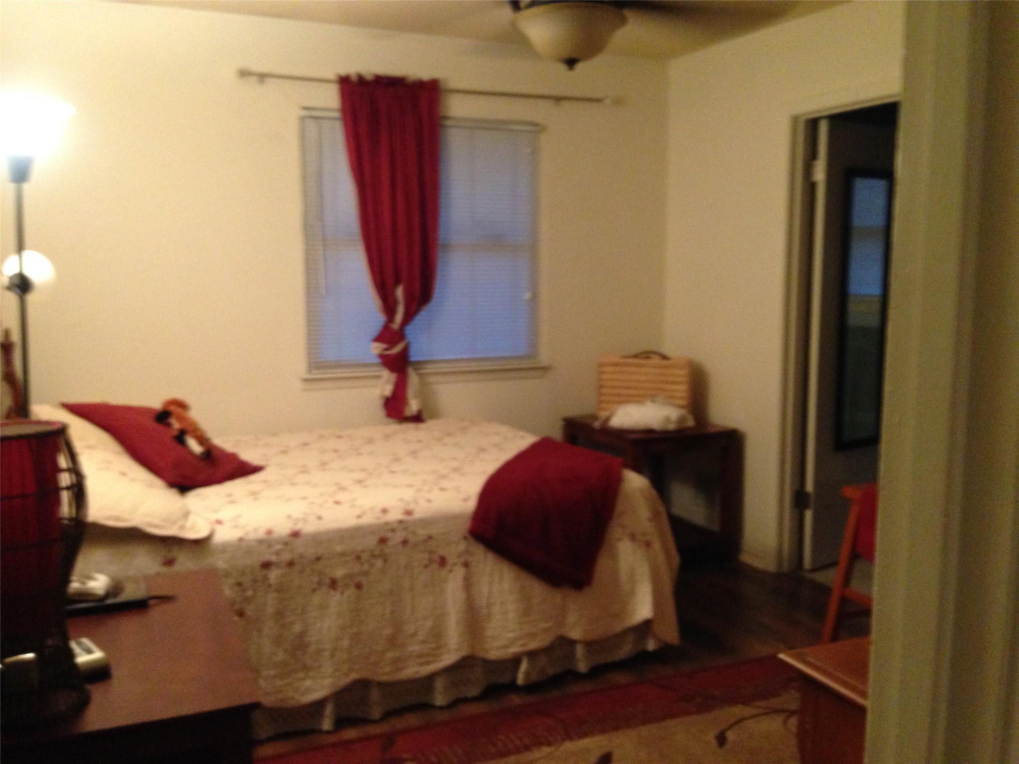 1917 Castle Gate Cir, San Marcos, TX 78666