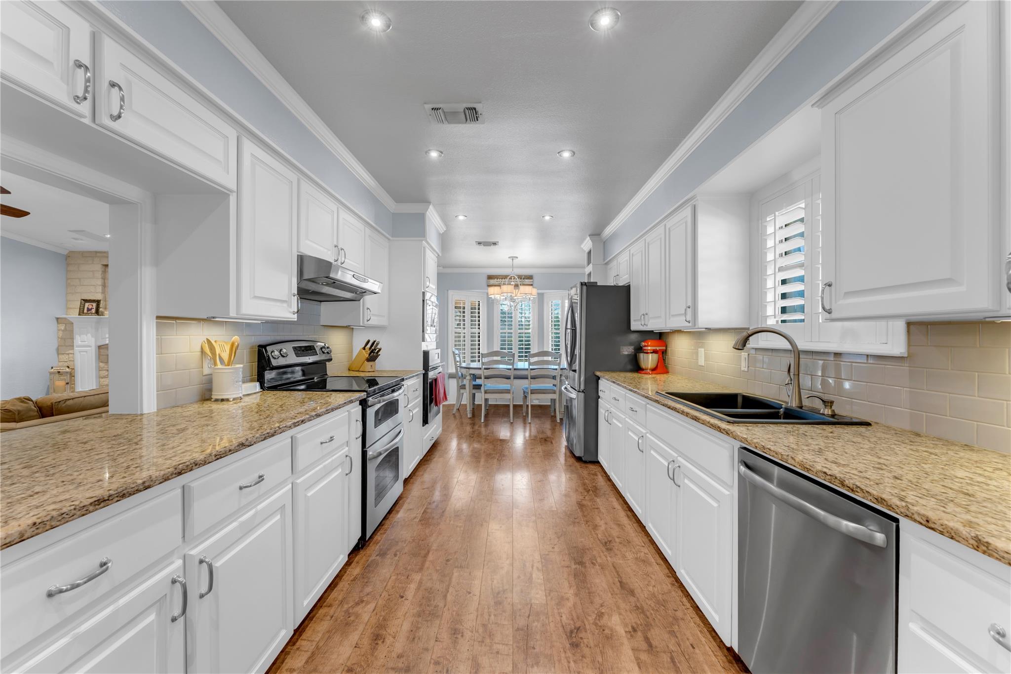 213 Corder Ln, Burnet, TX 78611