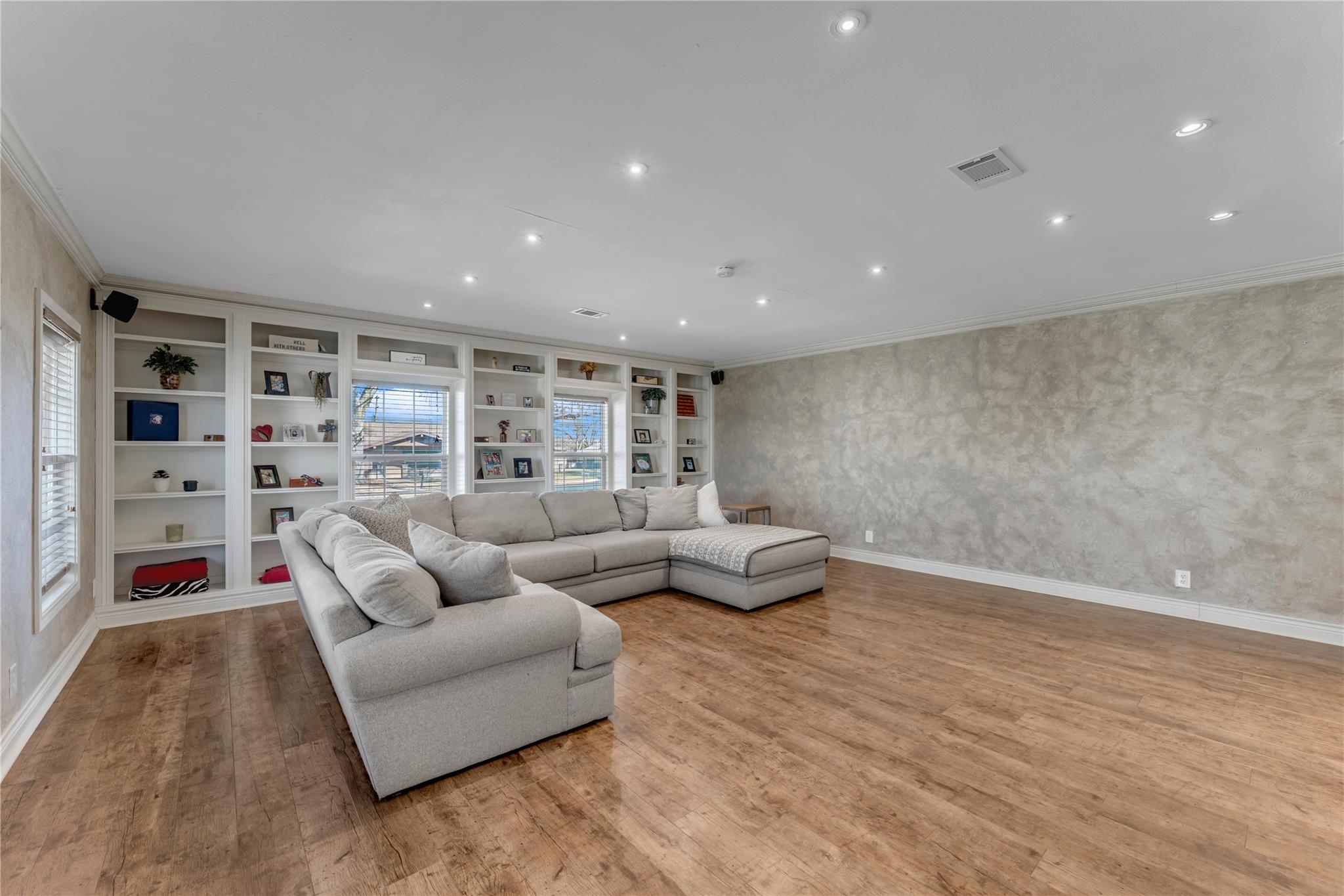 213 Corder Ln, Burnet, TX 78611