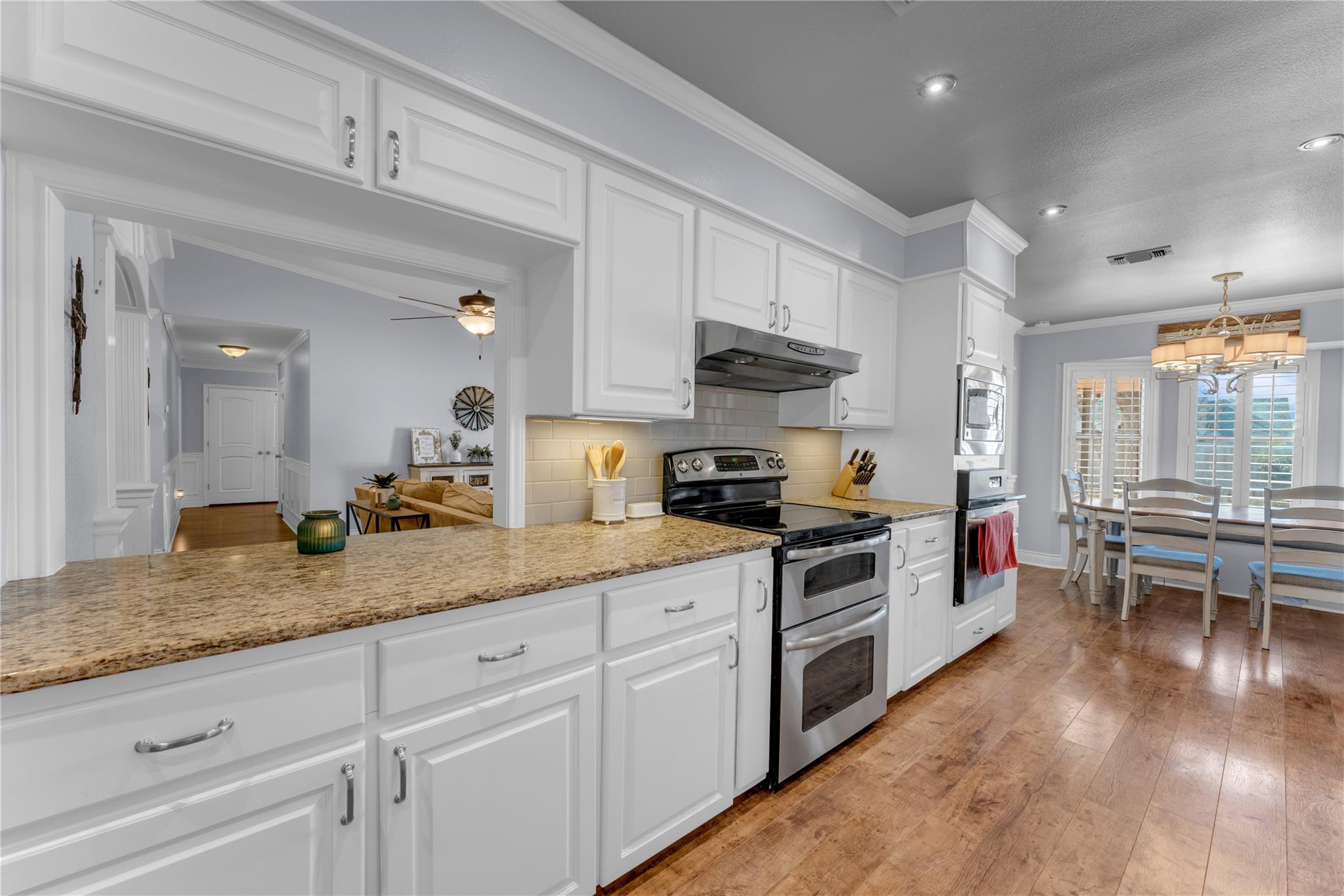 213 Corder Ln, Burnet, TX 78611