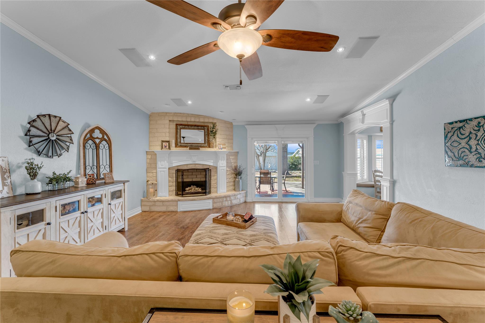 213 Corder Ln, Burnet, TX 78611