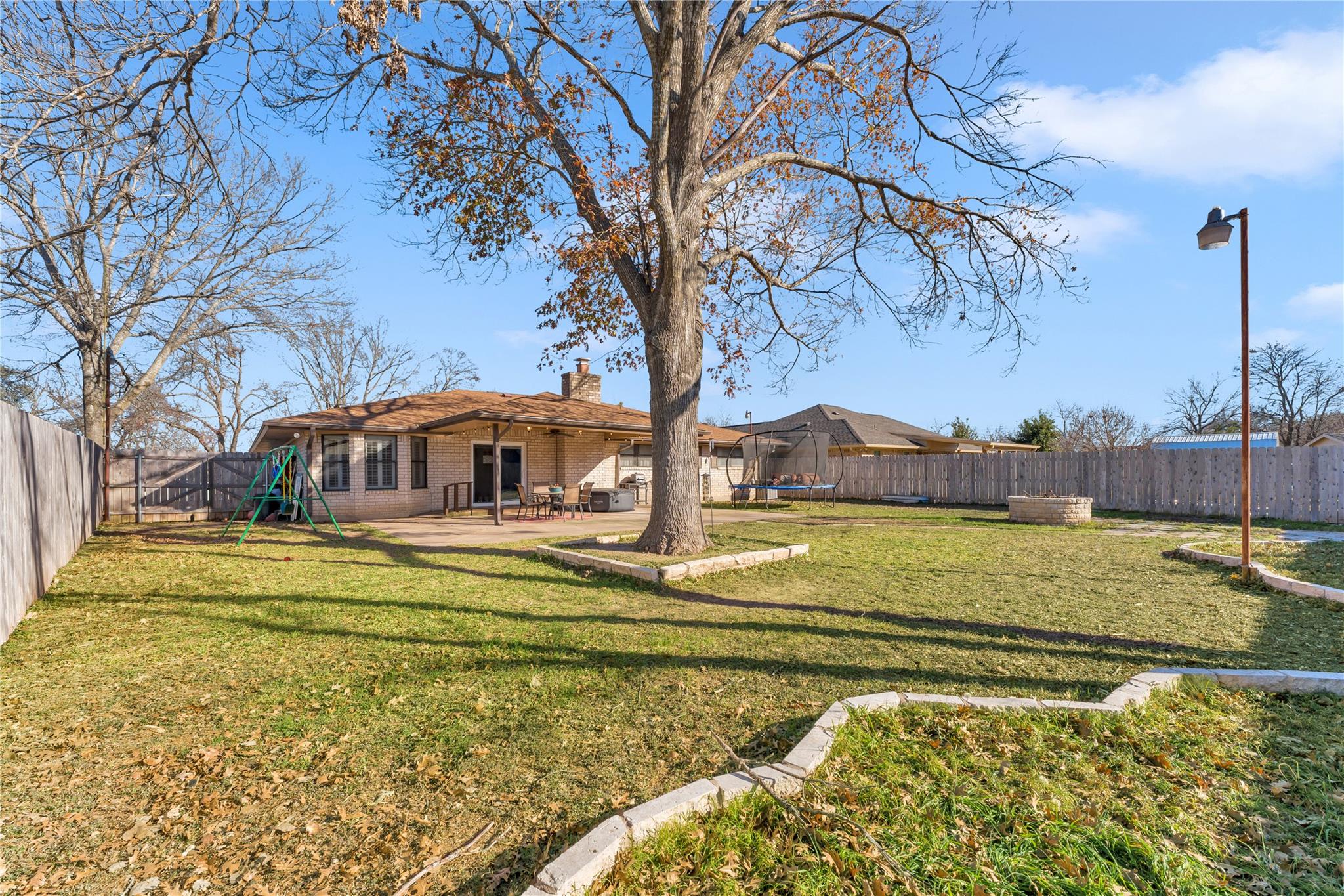 213 Corder Ln, Burnet, TX 78611