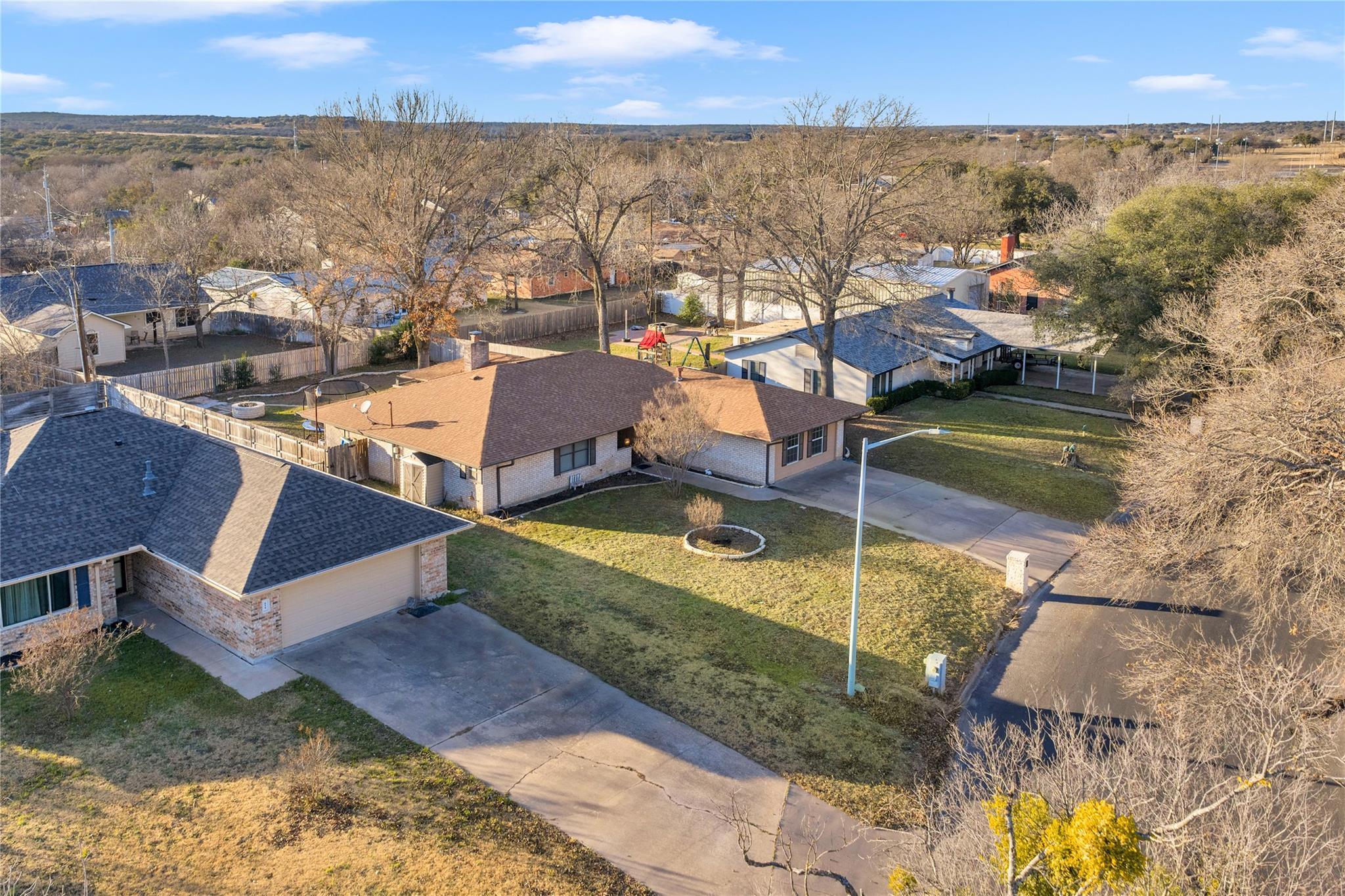 213 Corder Ln, Burnet, TX 78611