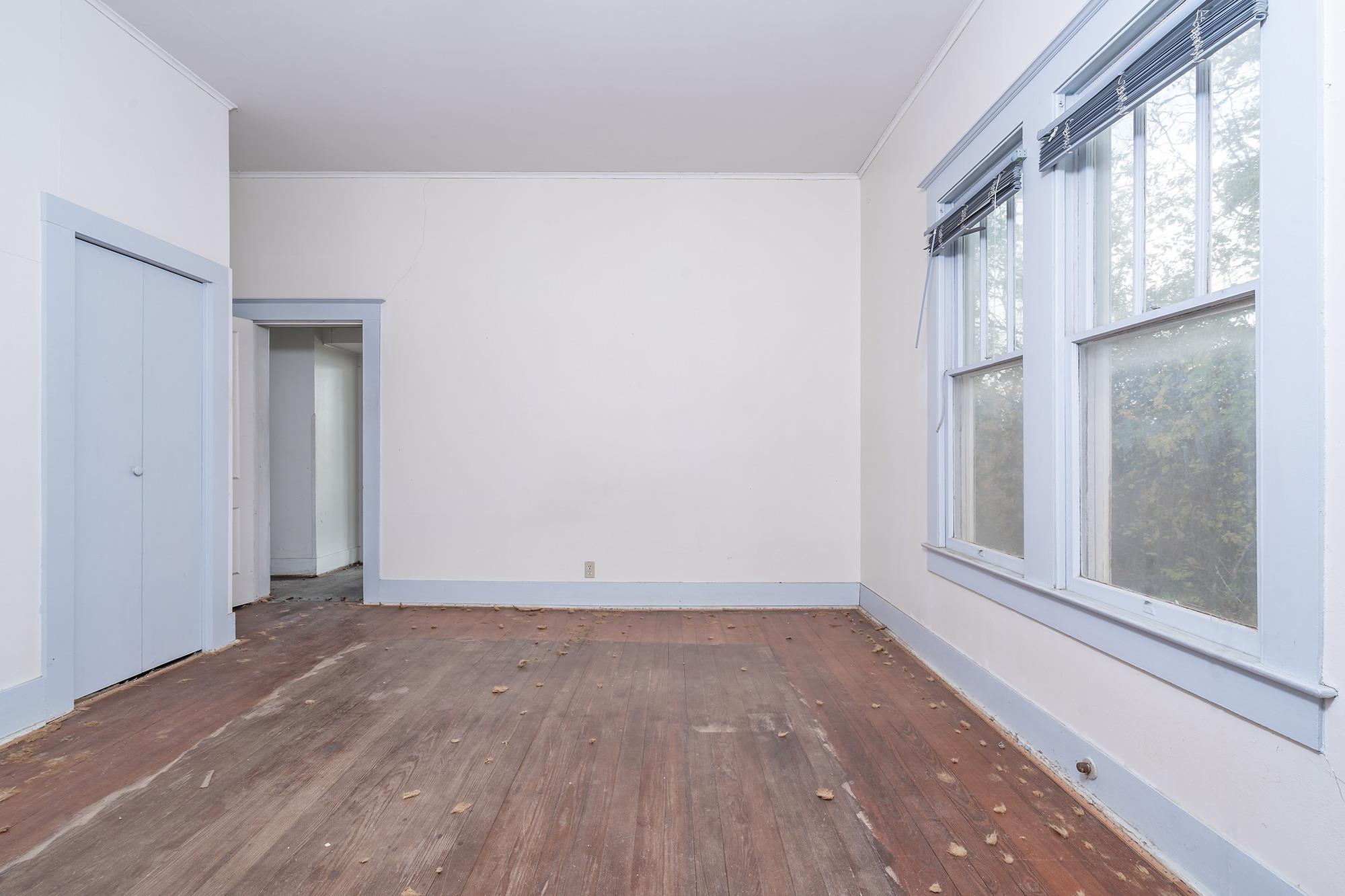 1621 S College St, Georgetown, TX 78626