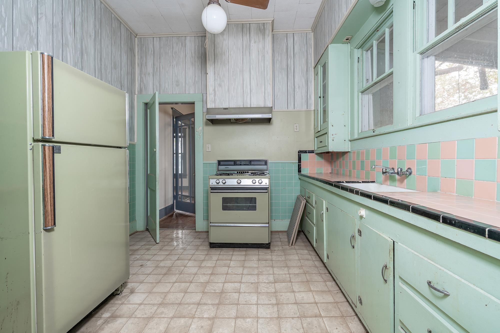 1621 S College St, Georgetown, TX 78626