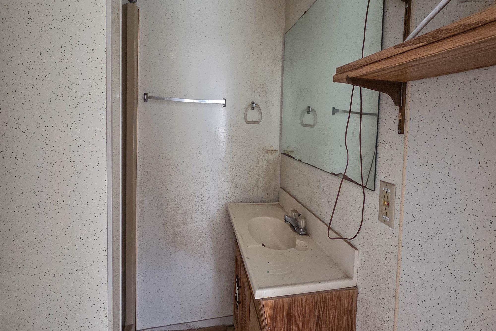 1621 S College St, Georgetown, TX 78626