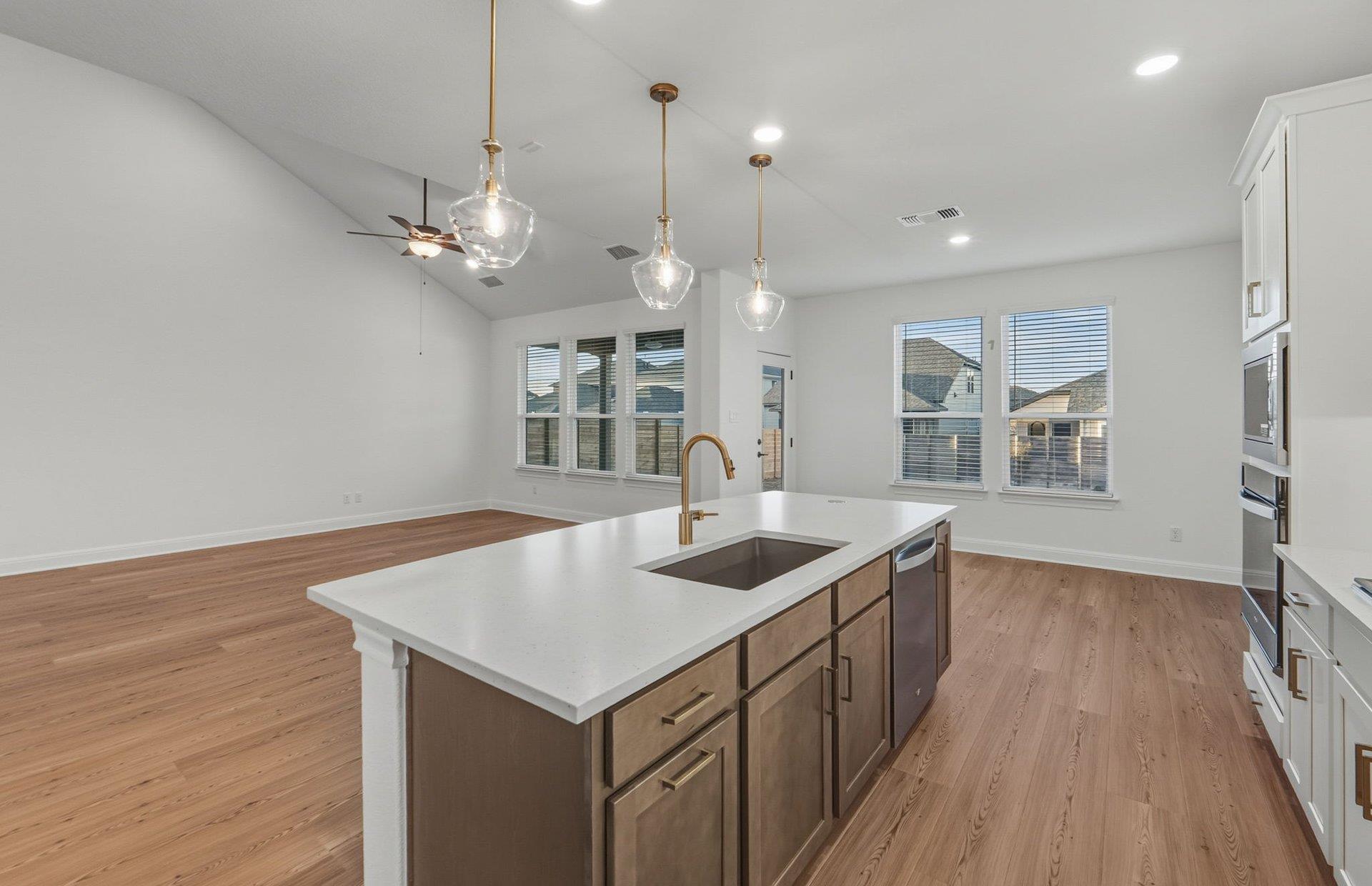 341 Foresail Rd, Leander, TX 78641