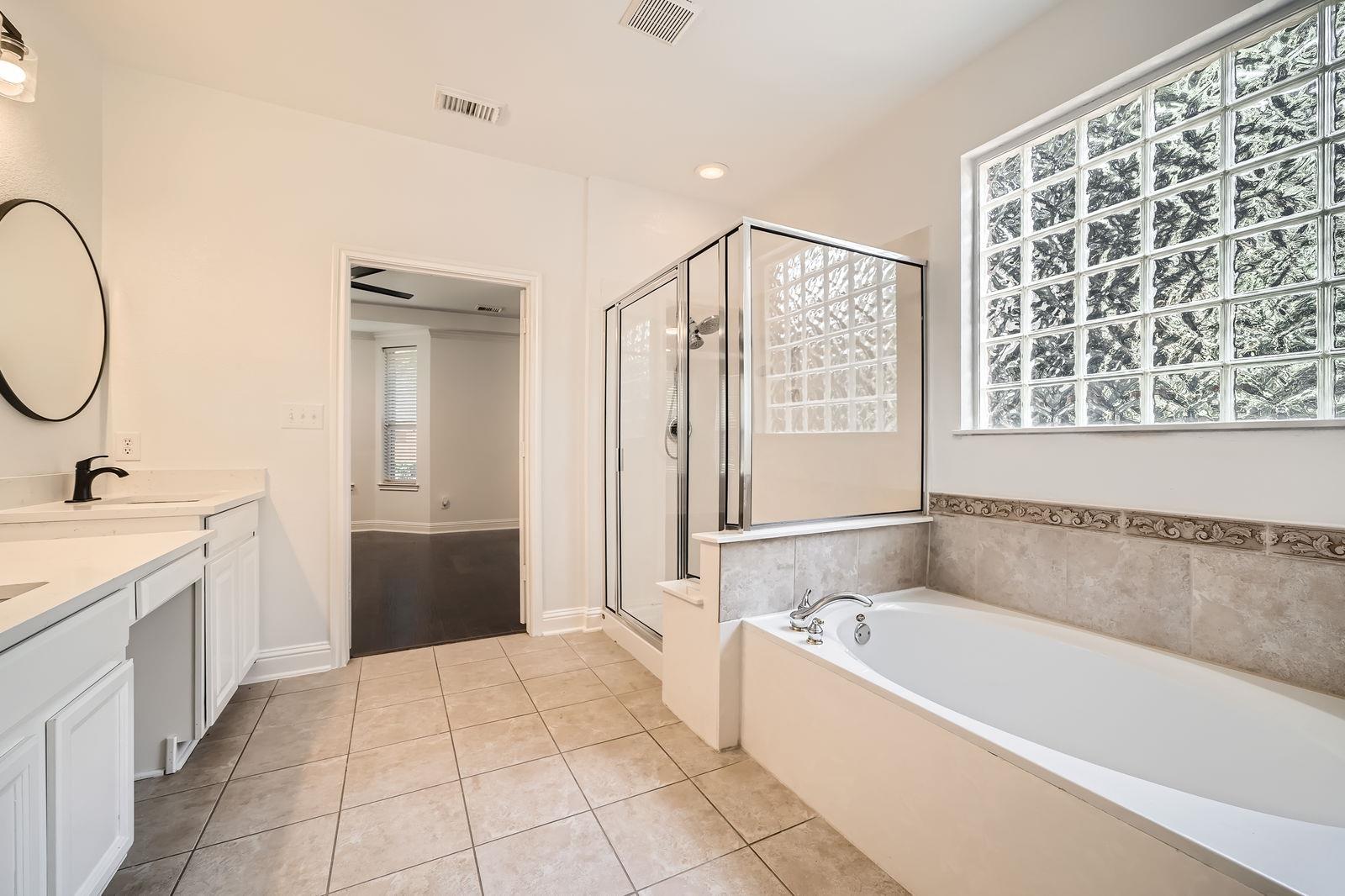 9812 Whitley Bay Dr, Austin, TX 78717