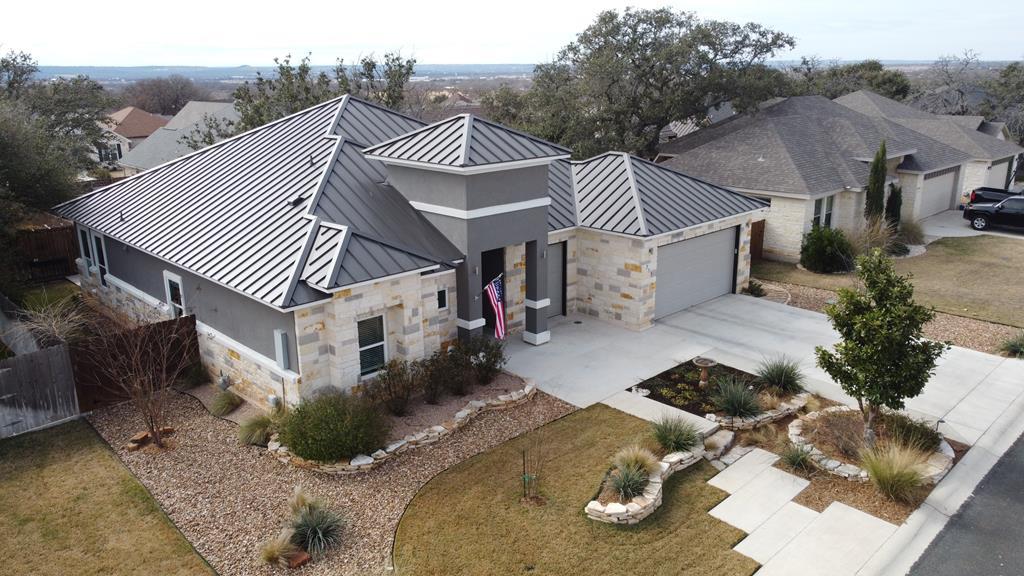 711 Chinkapin Dr, Fredericksburg, TX 78624