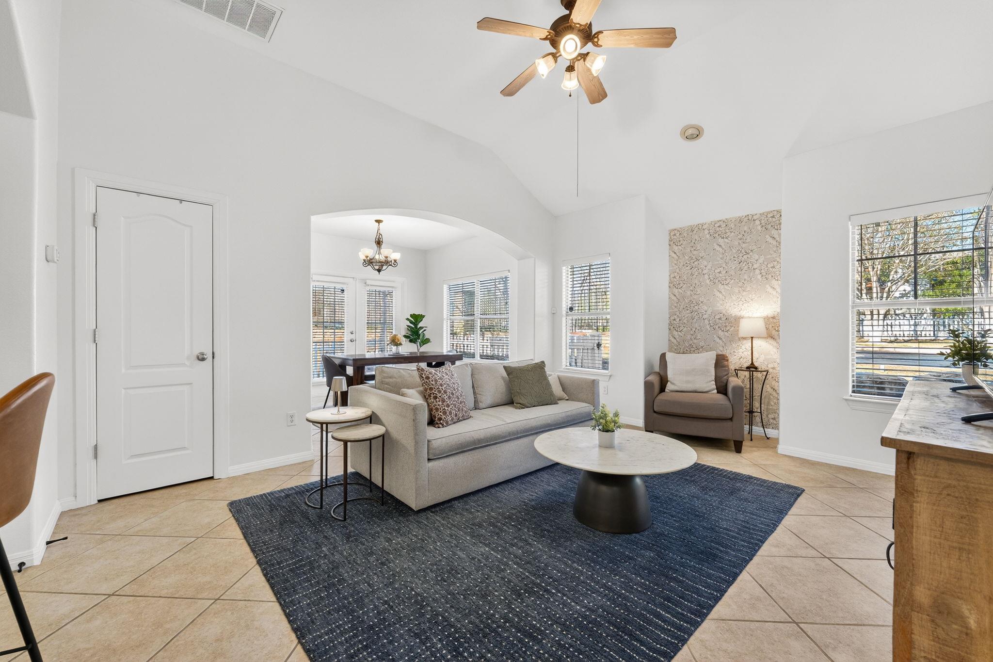 6801 Beckett Rd # 114R, Austin, TX 78749