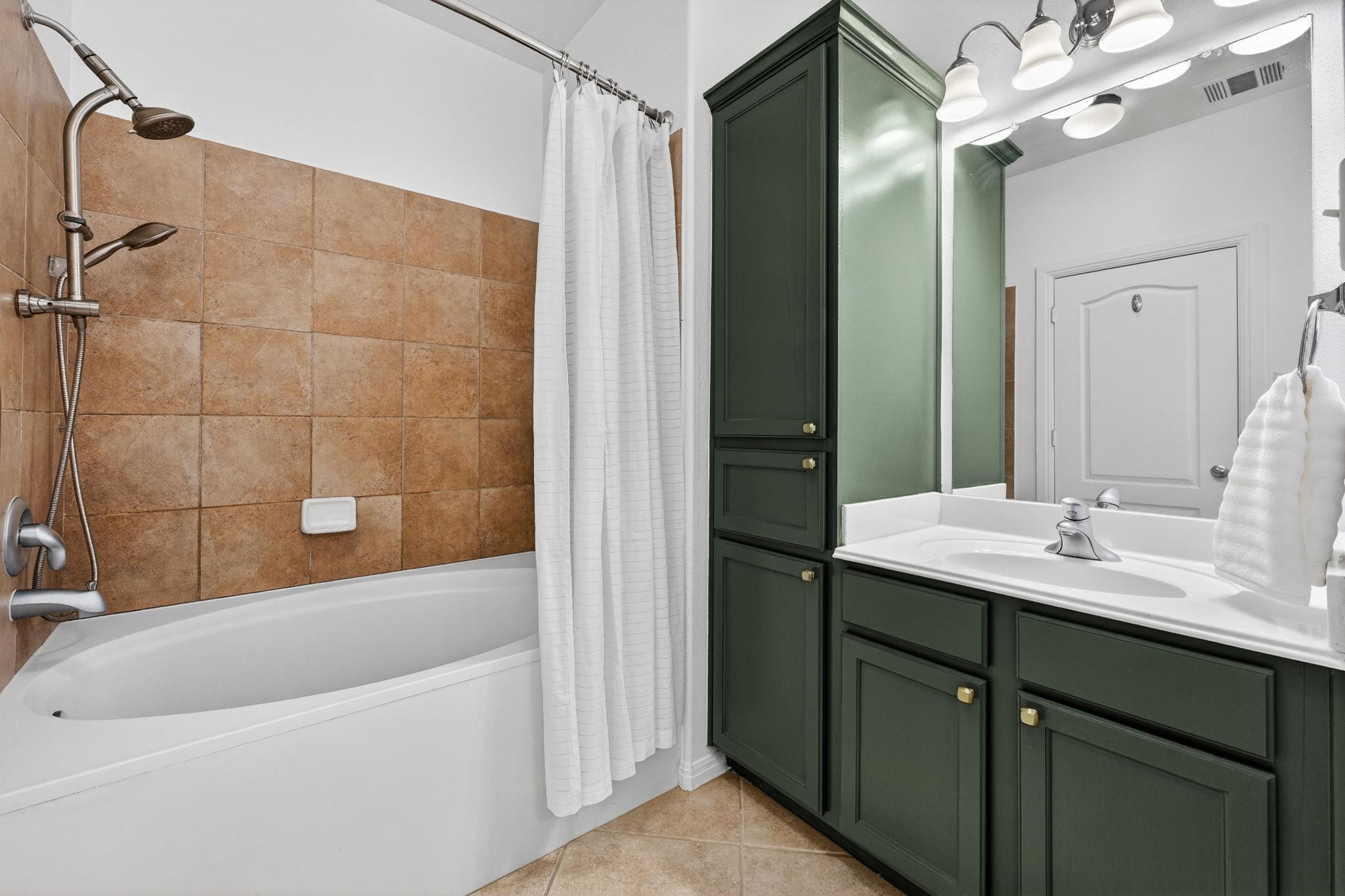 6801 Beckett Rd # 114R, Austin, TX 78749