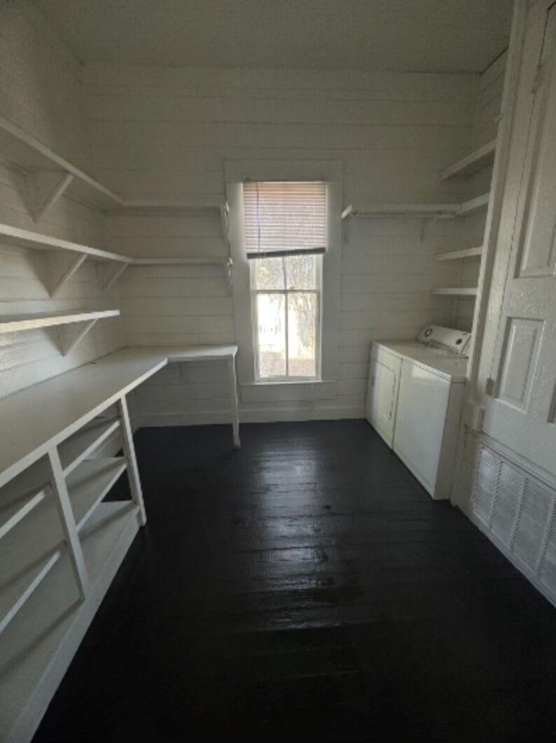 302 S Burleson St, Kyle, TX 78640