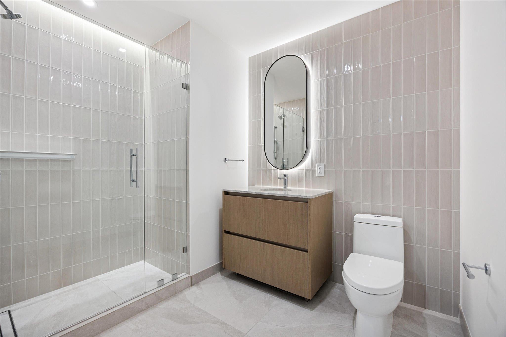 610 Davis St # 5007, Austin, TX 78701