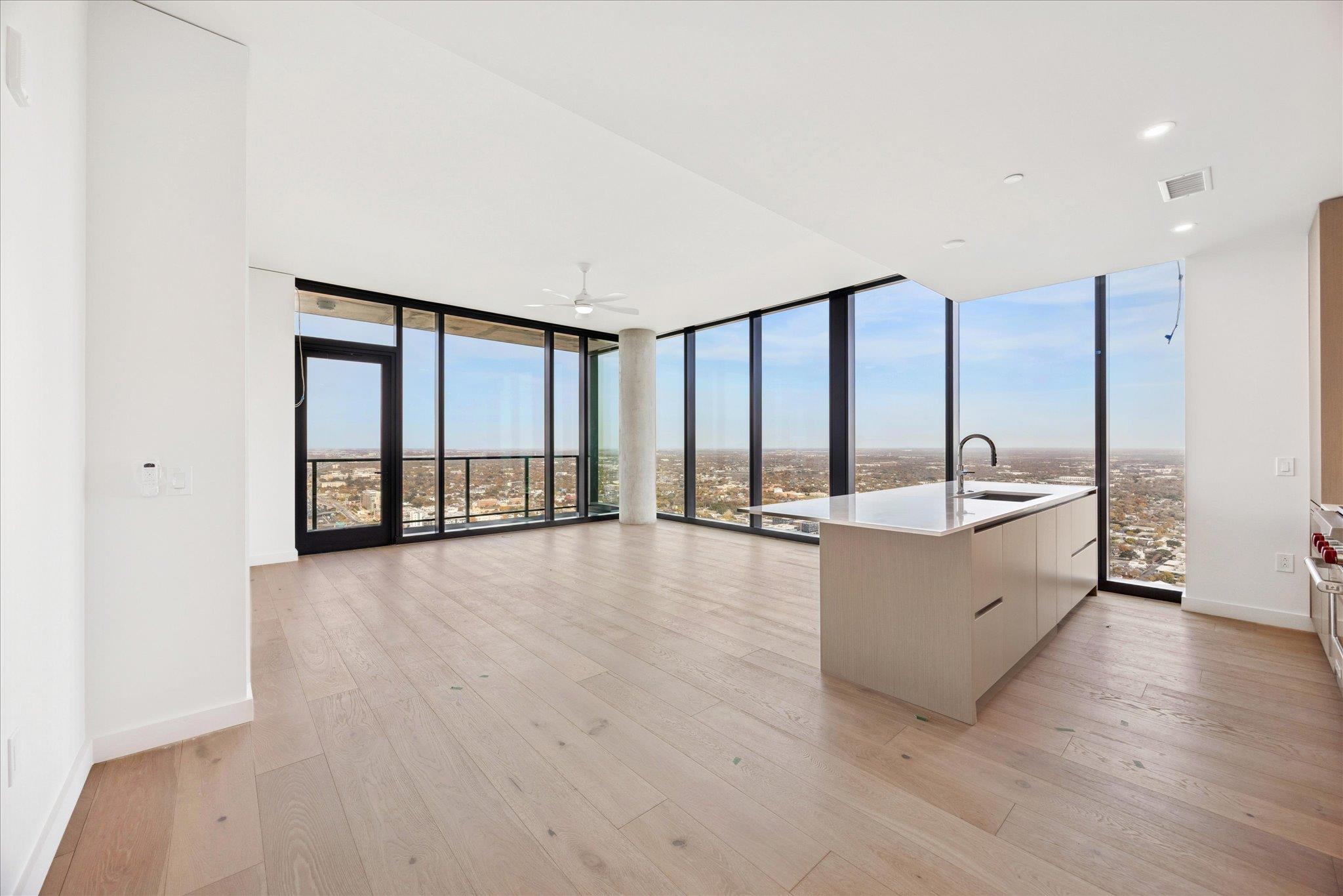 610 Davis St # 5007, Austin, TX 78701