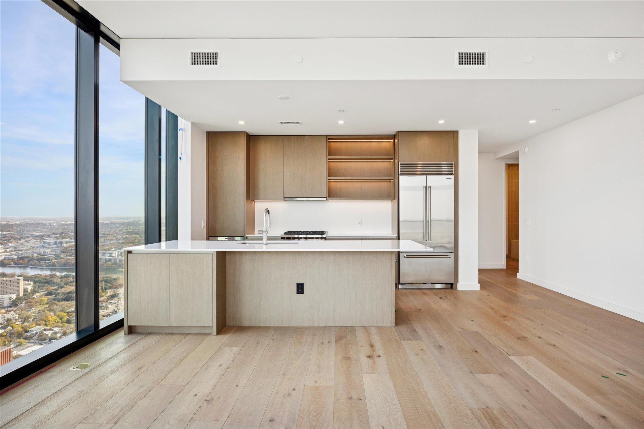 610 Davis St # 5007, Austin, TX 78701