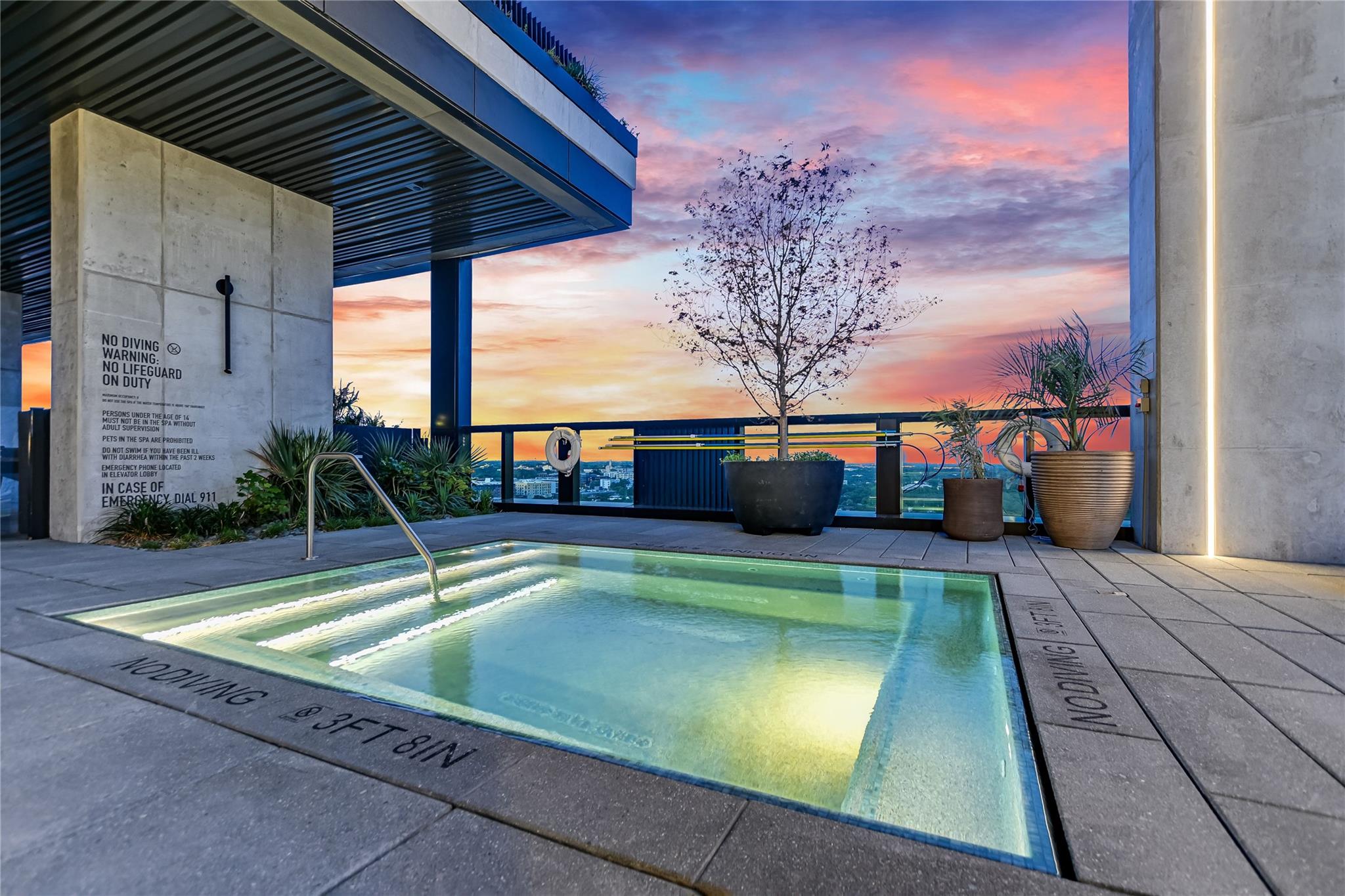 610 Davis St # 5007, Austin, TX 78701