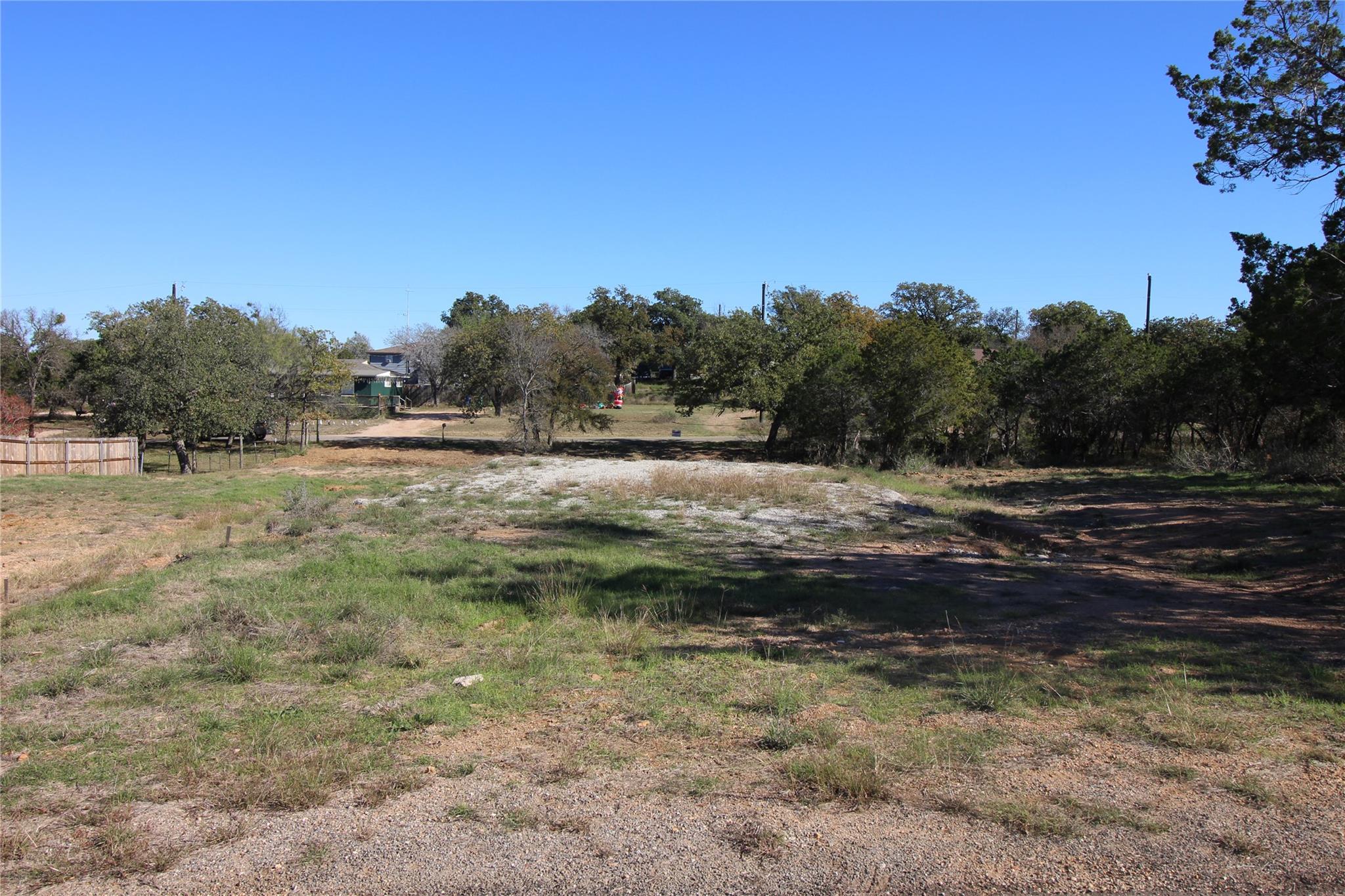 735 Birch Ln, Cottonwood Shores, TX 78657