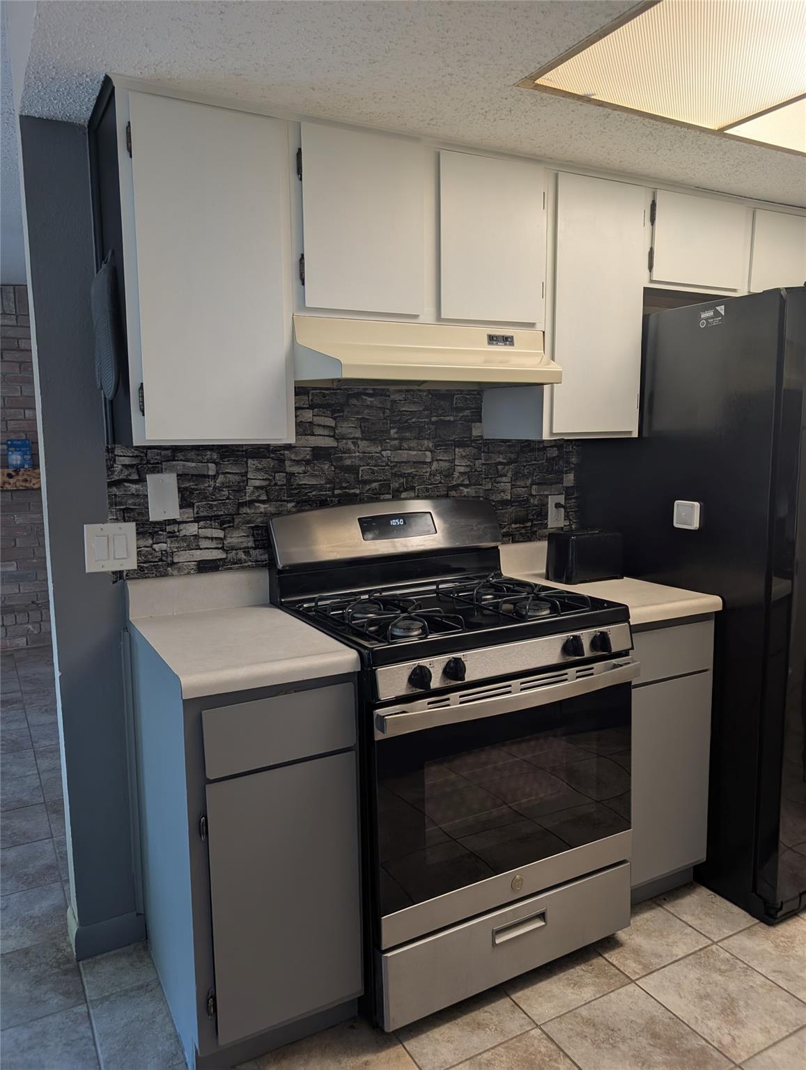 1201 Doreen Ct # A, Round Rock, TX 78664