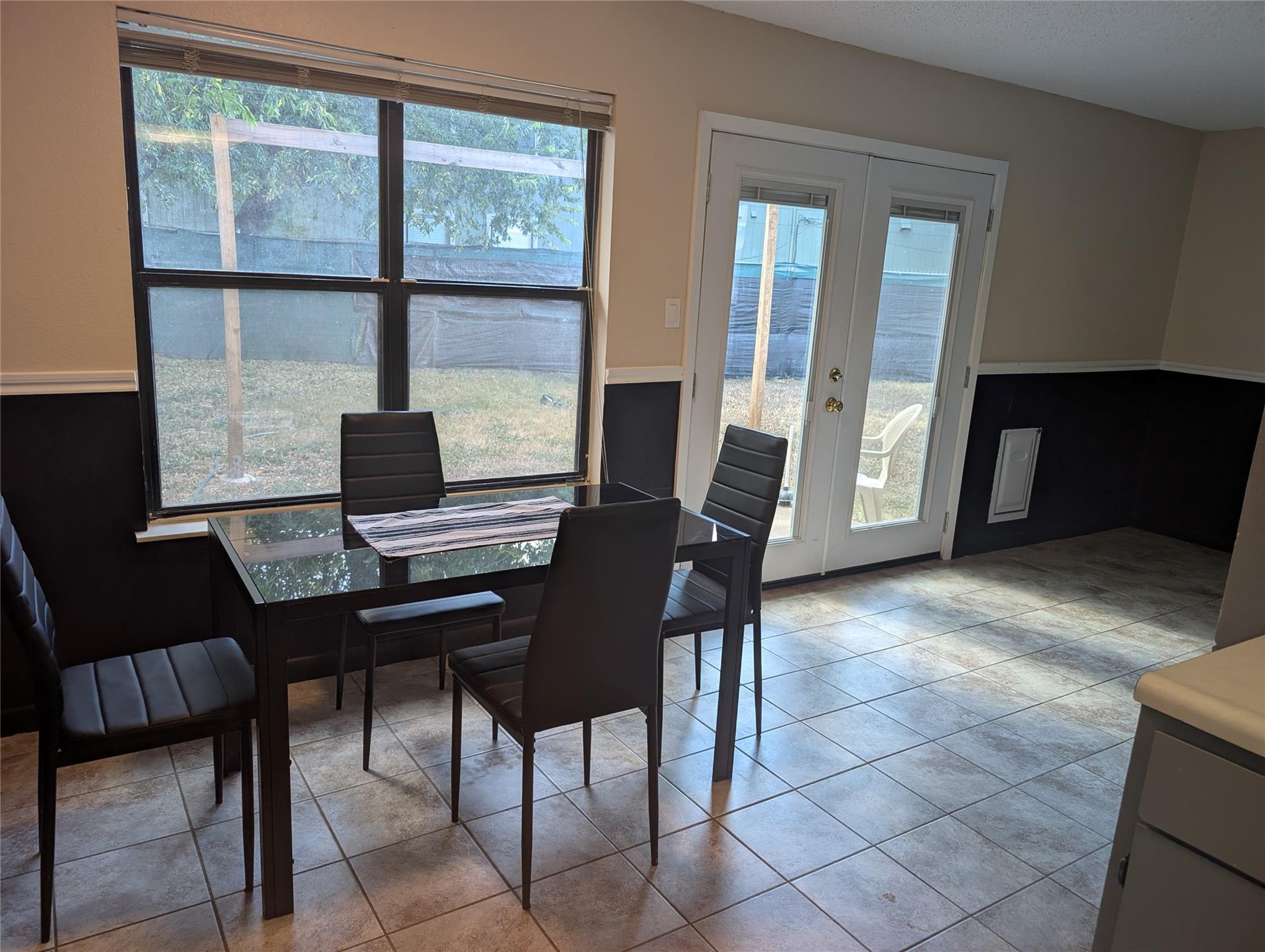 1201 Doreen Ct # A, Round Rock, TX 78664