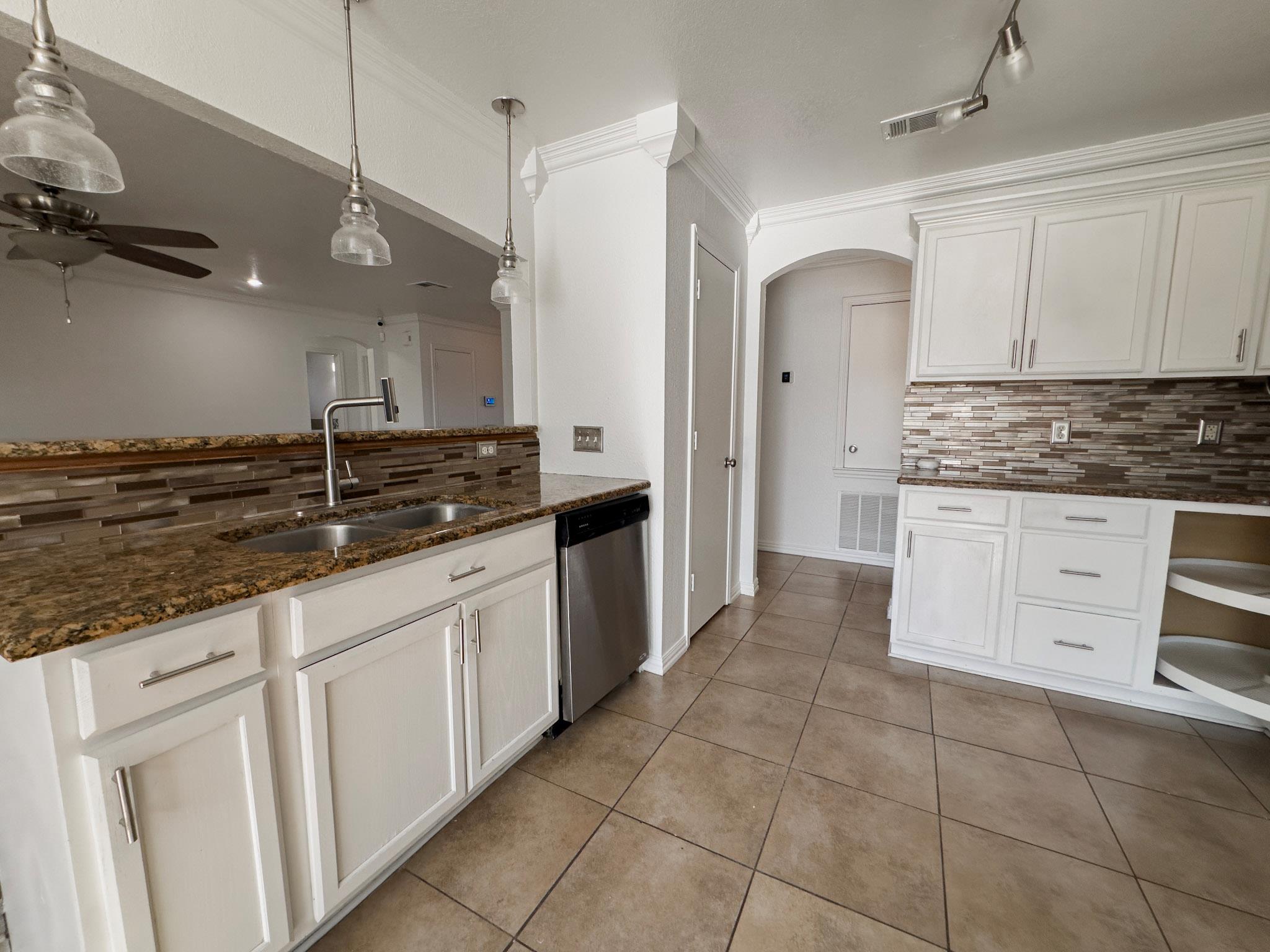 3806 Fieldcrest Dr, Killeen, TX 76549