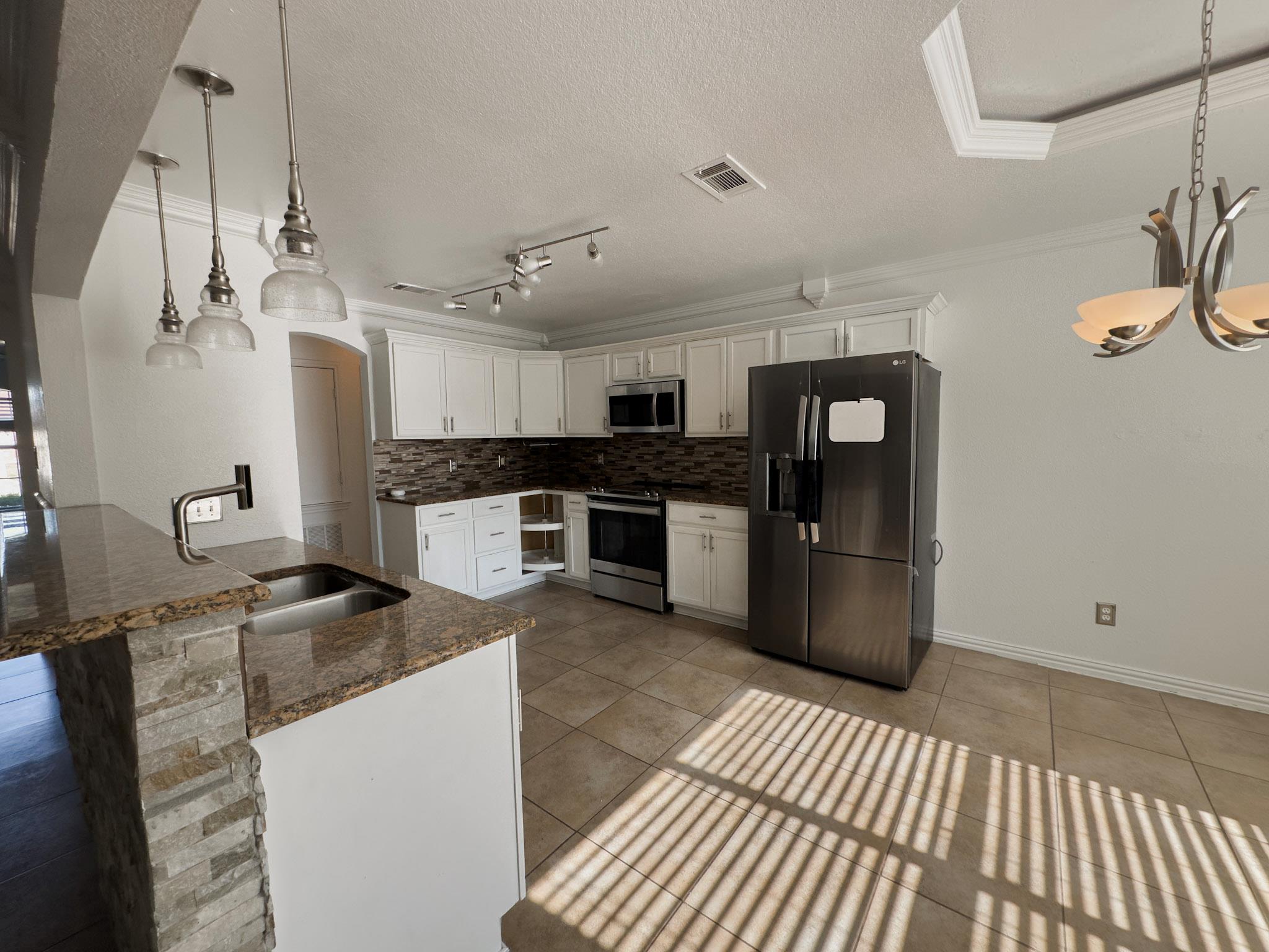 3806 Fieldcrest Dr, Killeen, TX 76549