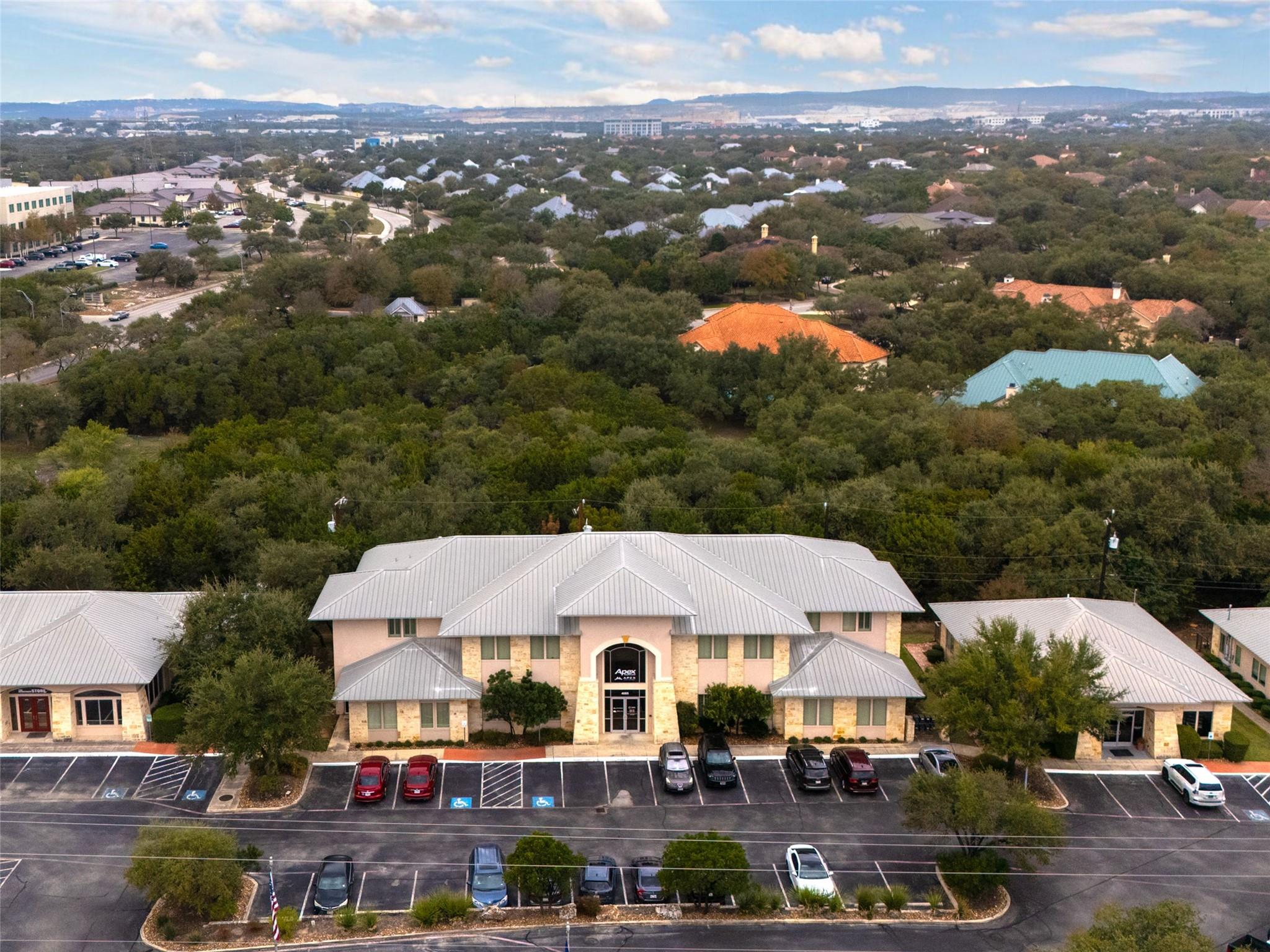 4085 De Zavala Rd, Shavano Park, TX 78249