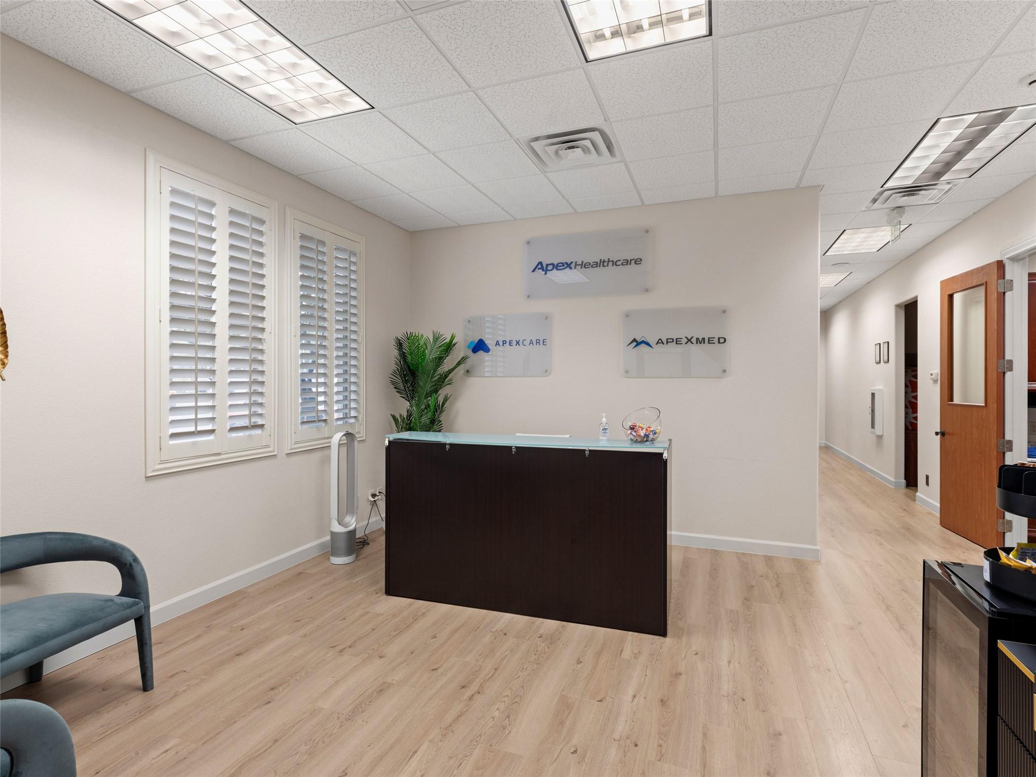 4085 De Zavala Rd, Shavano Park, TX 78249