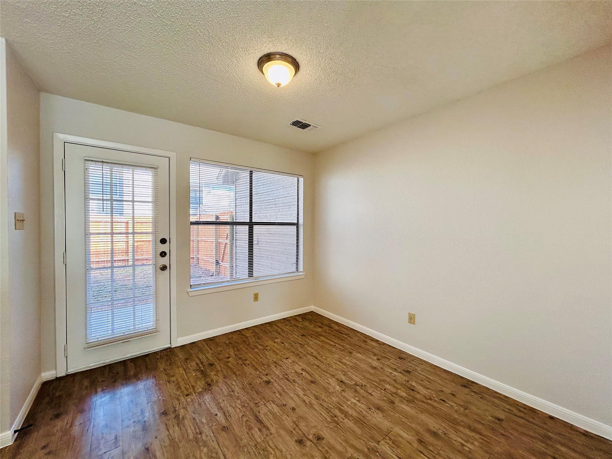 8913 SCHICK Rd # B, Austin, TX 78729