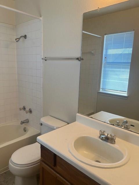 1105 Christopher Dr # B, Round Rock, TX 78681