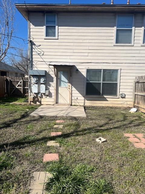 1105 Christopher Dr # B, Round Rock, TX 78681