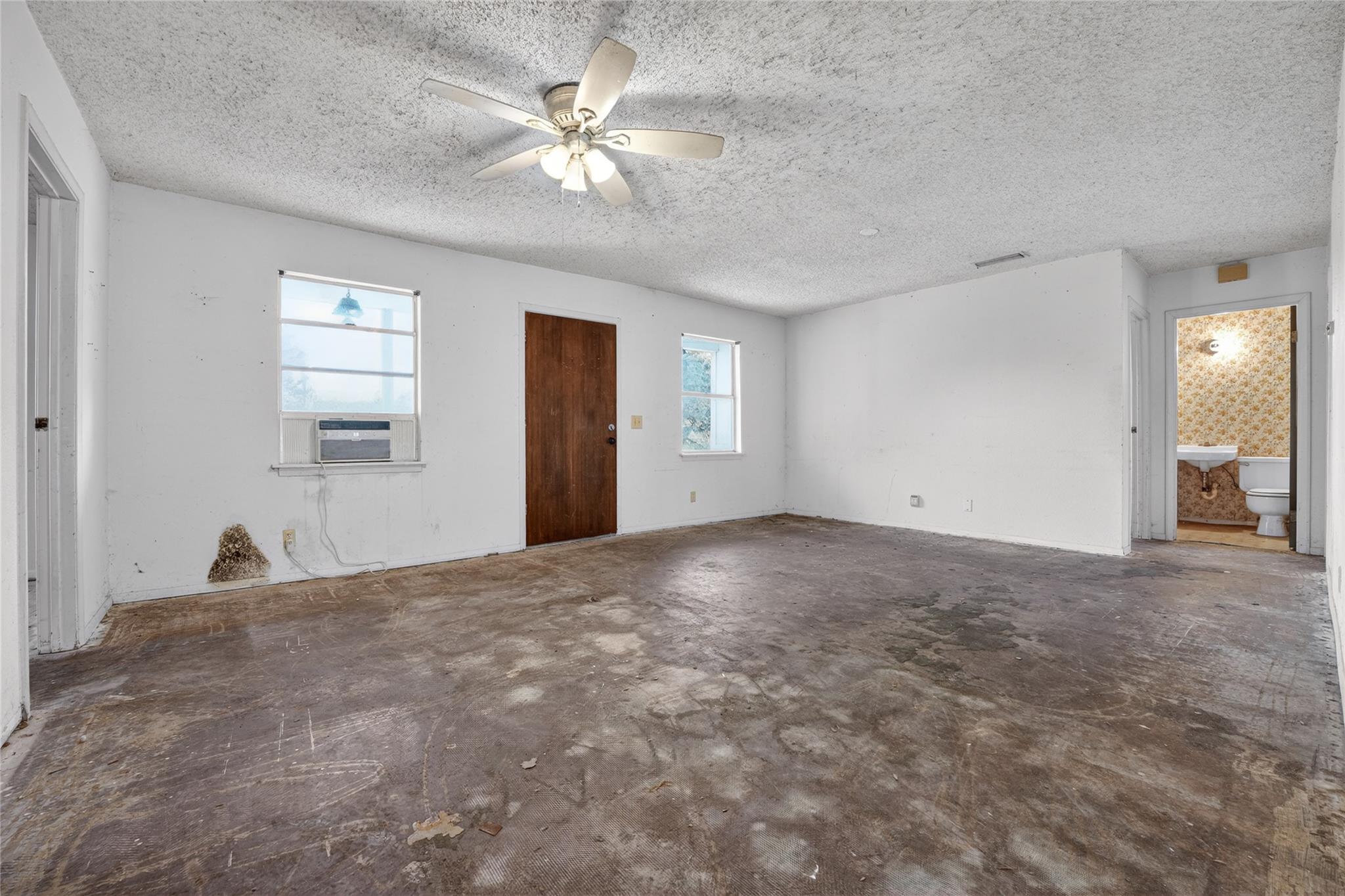 706 Cargill Dr, Spicewood, TX 78669