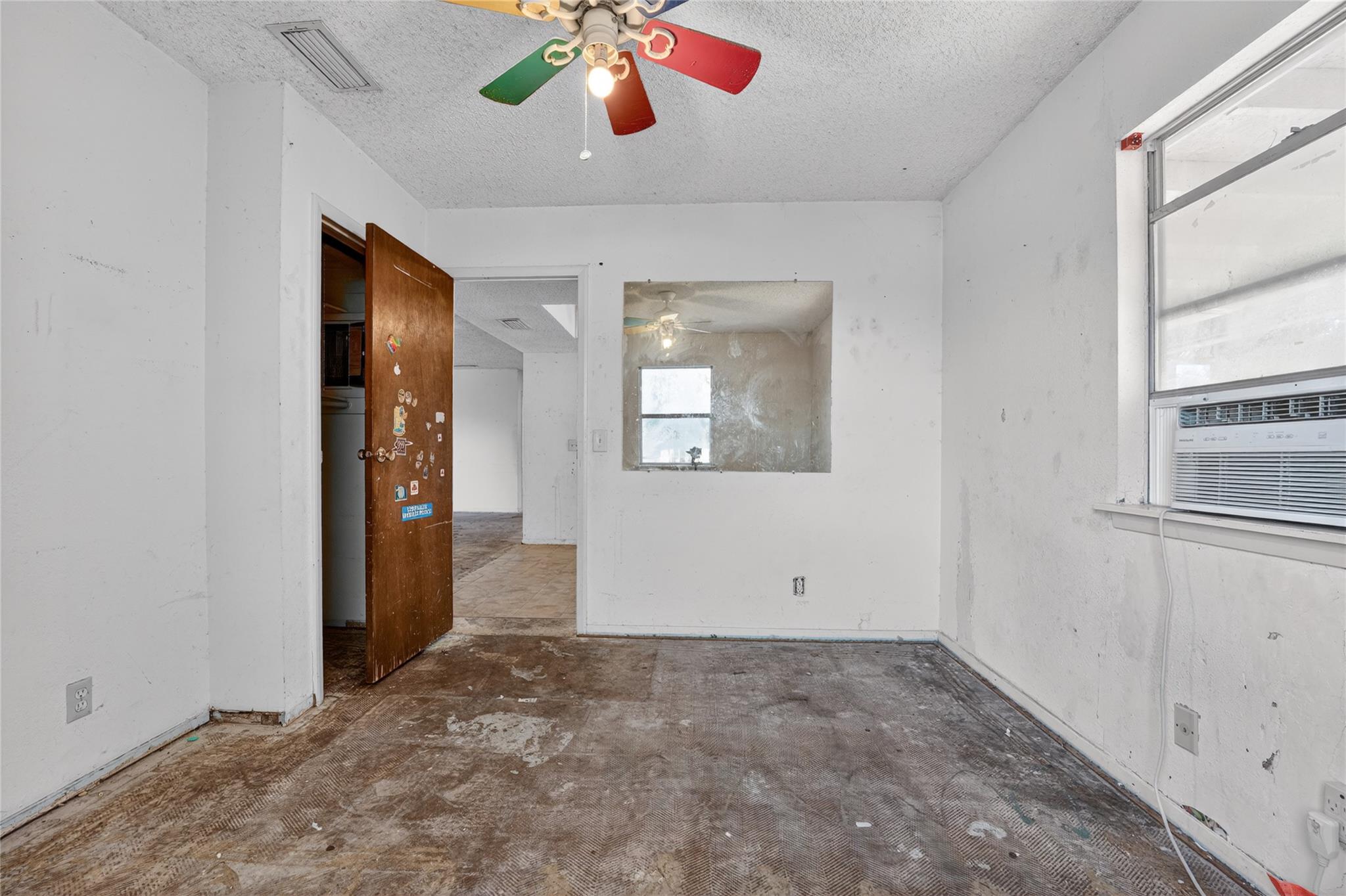 706 Cargill Dr, Spicewood, TX 78669