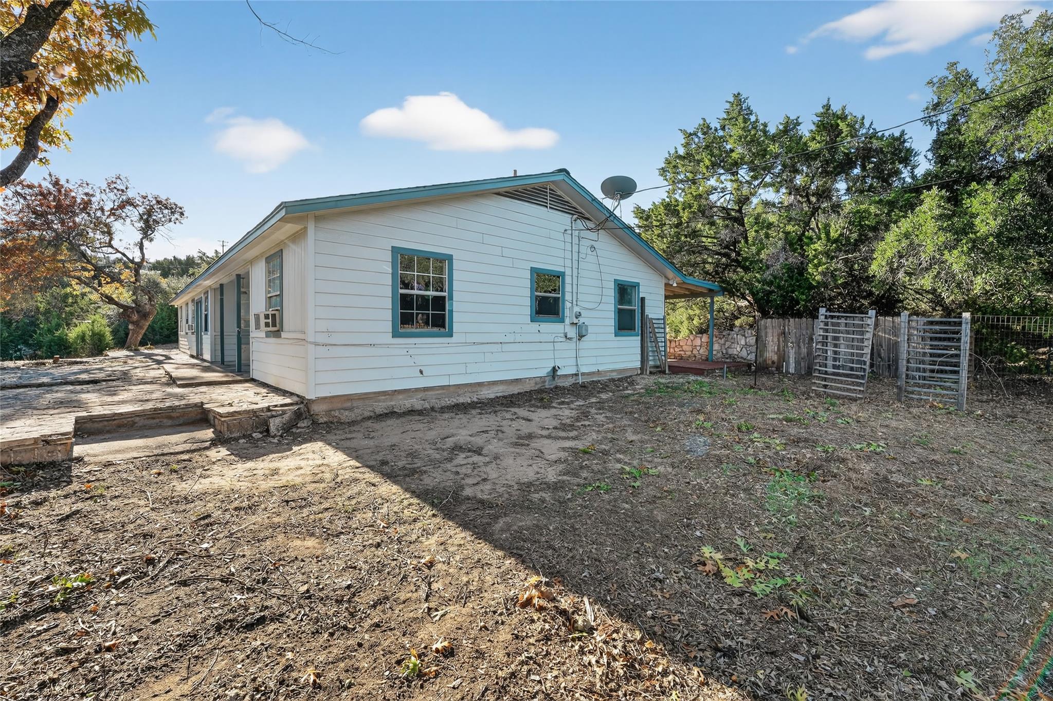 706 Cargill Dr, Spicewood, TX 78669