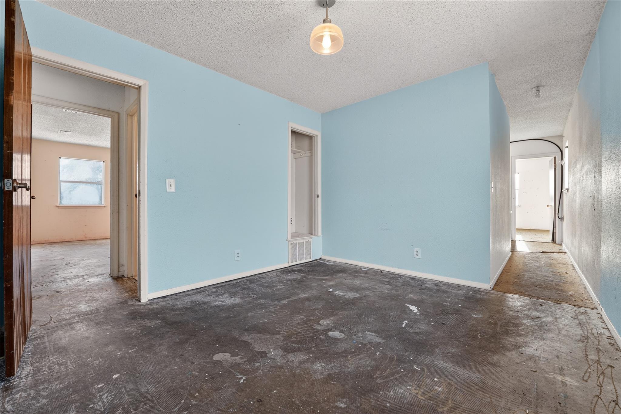 706 Cargill Dr, Spicewood, TX 78669