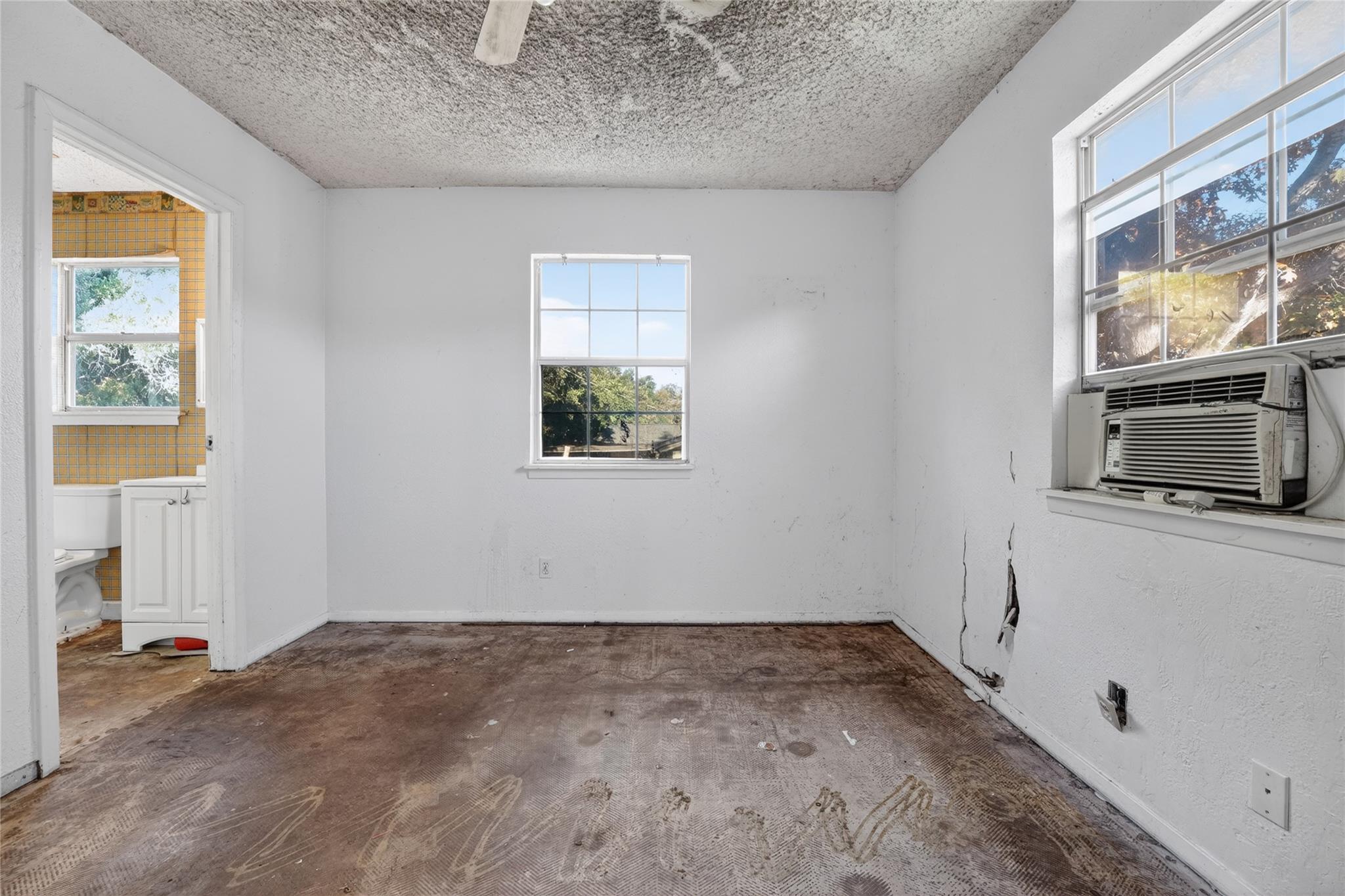 706 Cargill Dr, Spicewood, TX 78669