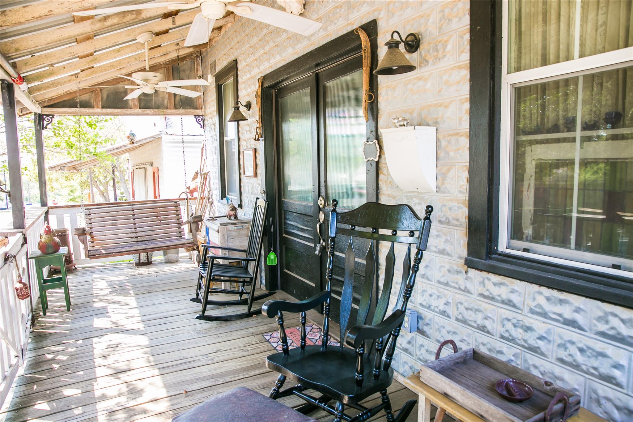 12400 E Texas St, Burton, TX 77835