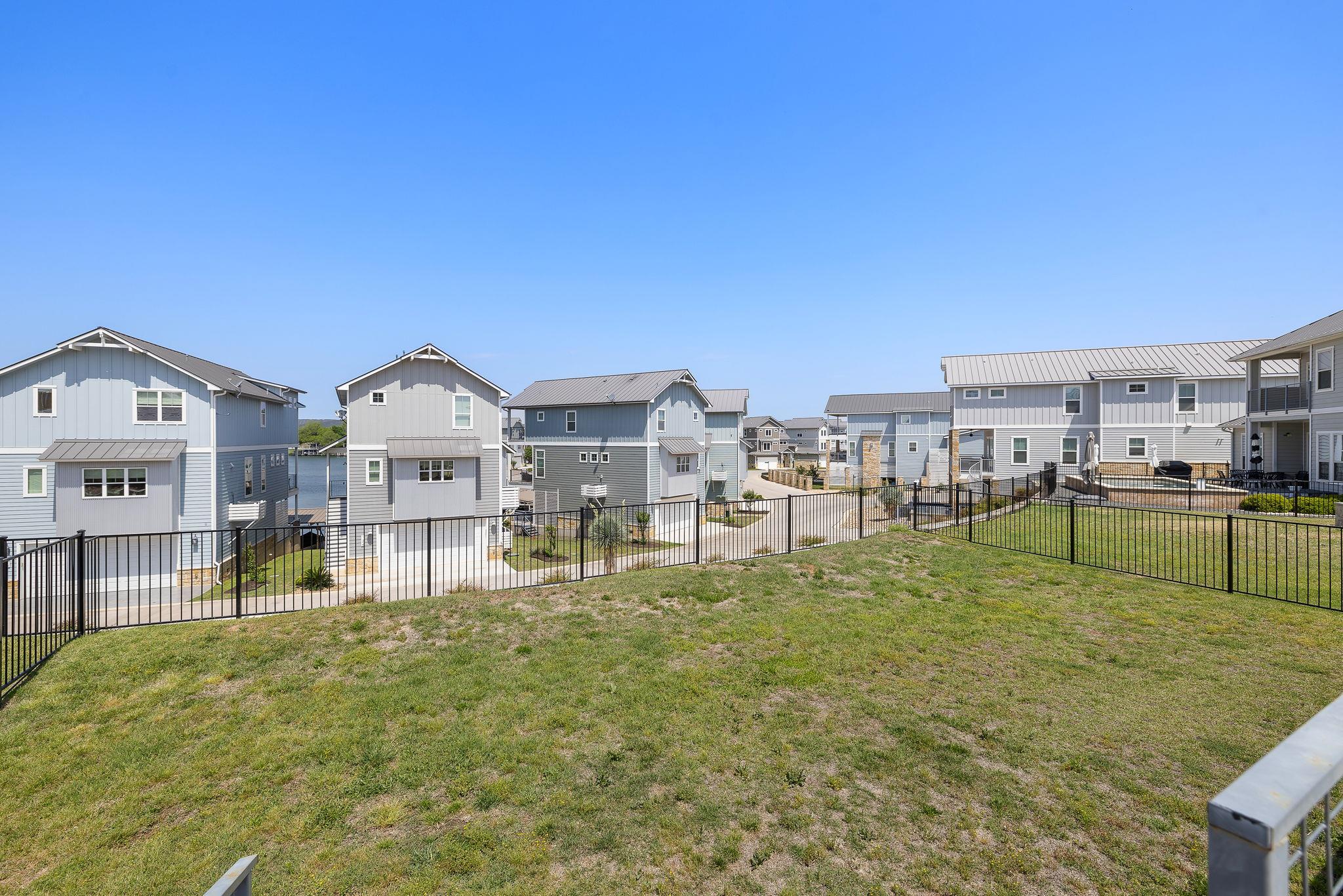 128 Village View Dr, Kingsland, TX 78639