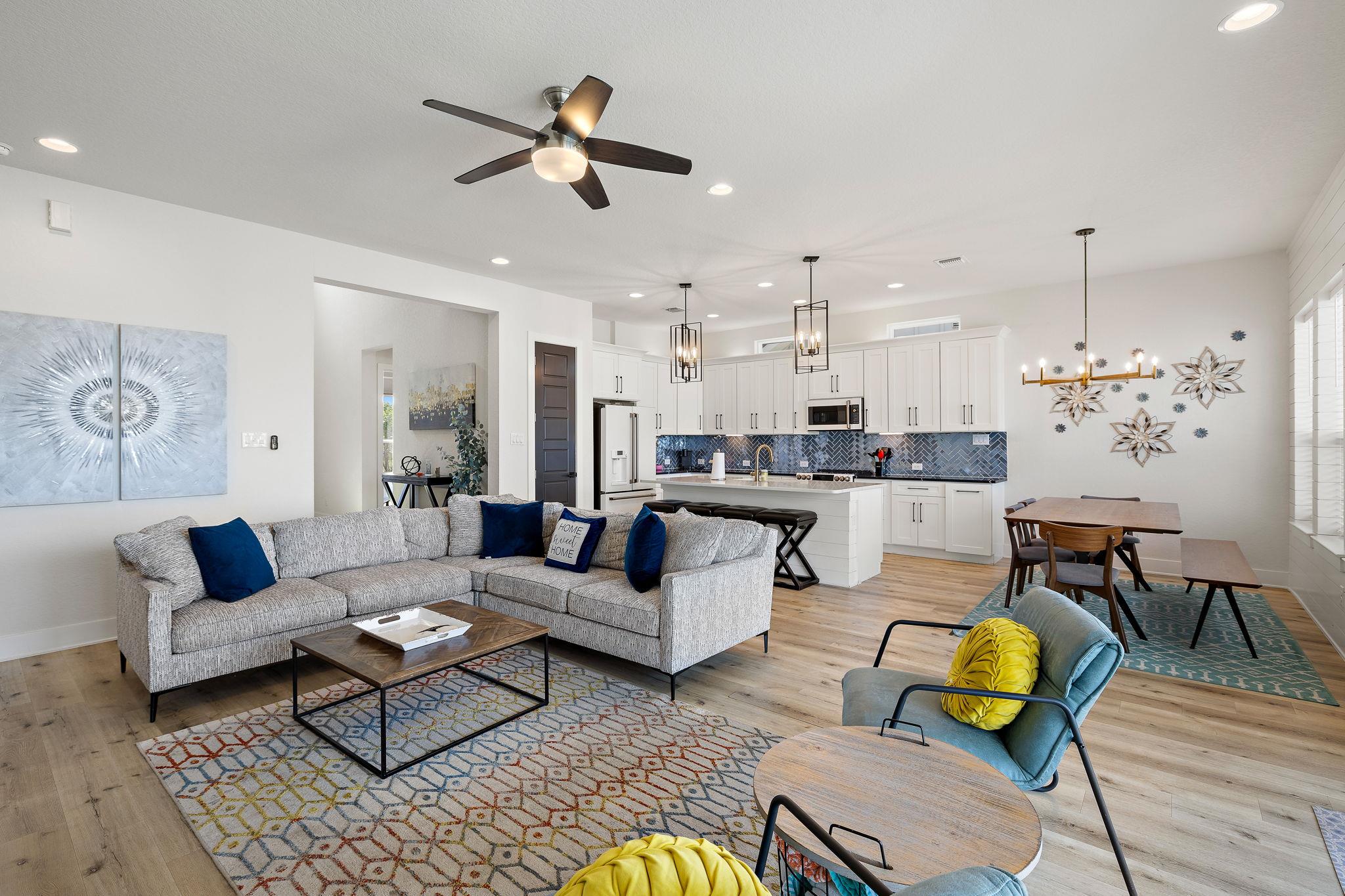 128 Village View Dr, Kingsland, TX 78639