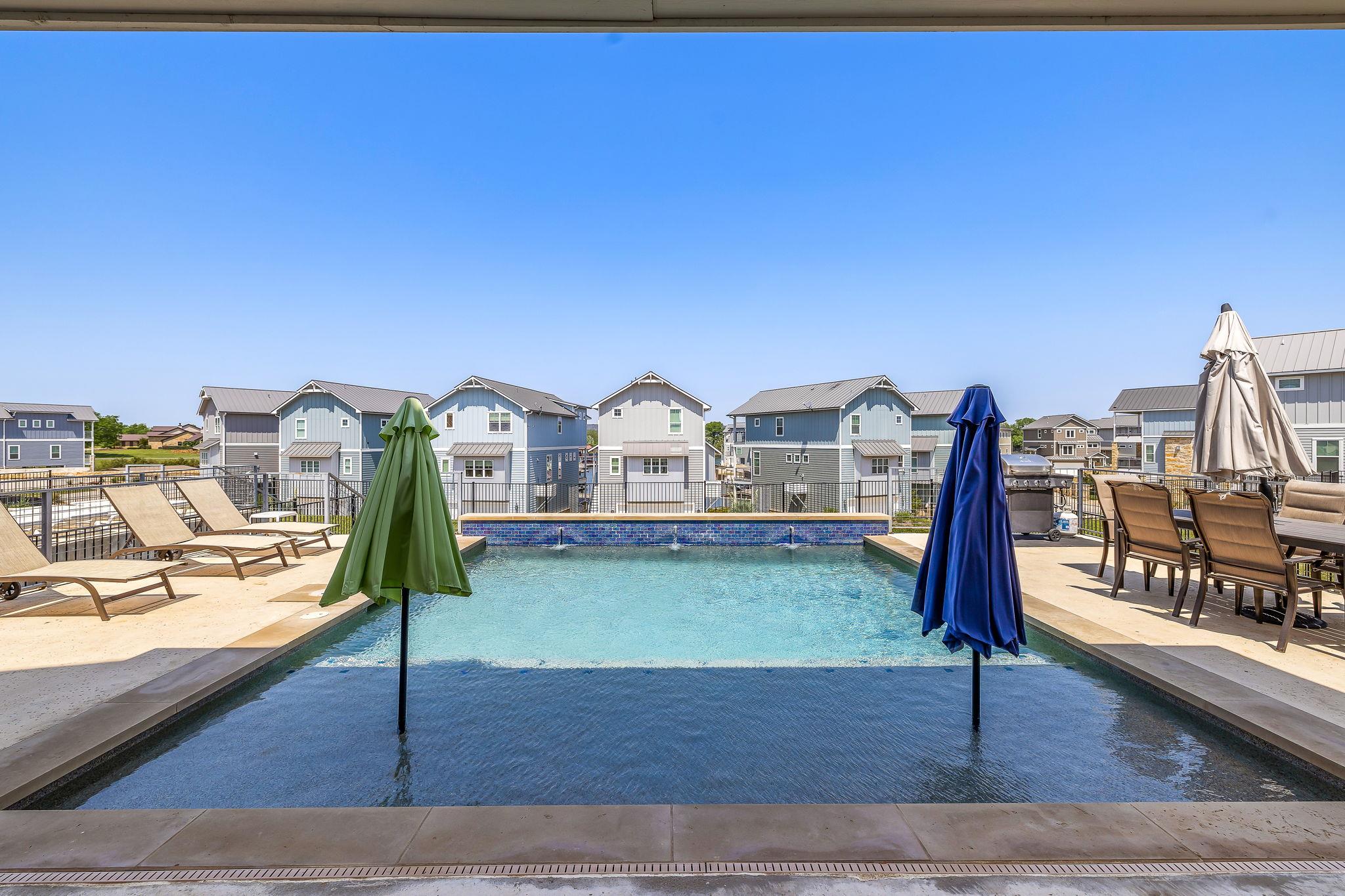 128 Village View Dr, Kingsland, TX 78639